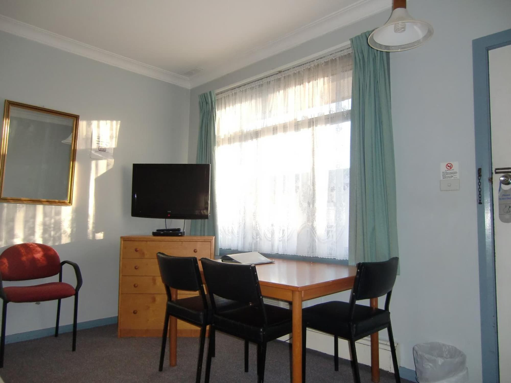 Others 5, Bairnsdale Kansas City Motel, E. Gippsland - Bairnsdale