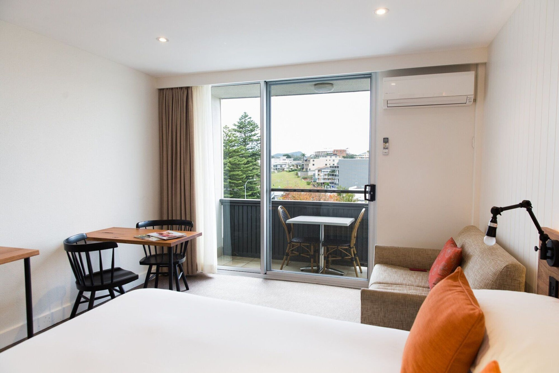 Bedroom 3, Hotel Nelson, Port Stephens