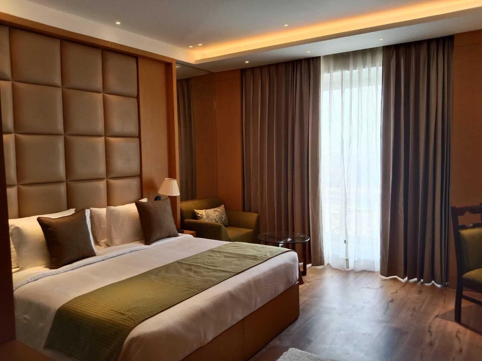 Room 4, Sarovar Portico Sonipat, Sonipat