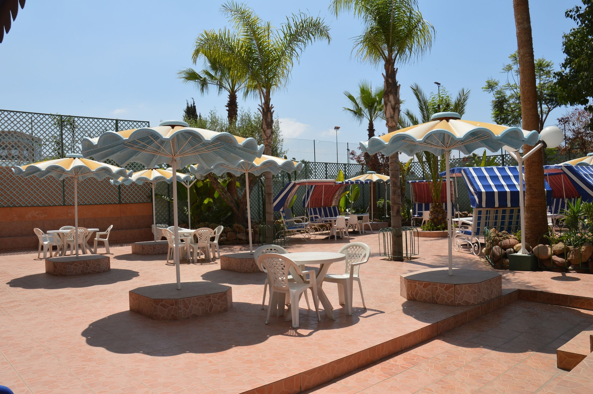 Outdoor dining, Residence Fleurie, Agadir-Ida ou Tanane
