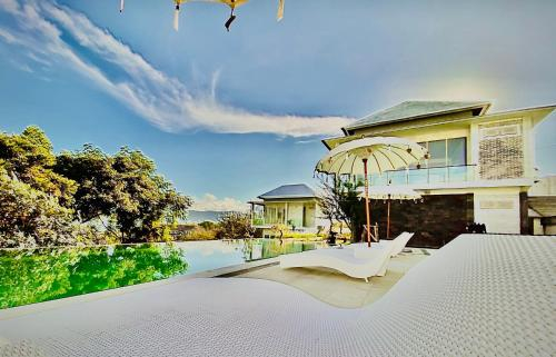 Swimming pool, Volcano Terrace Bali, Bangli