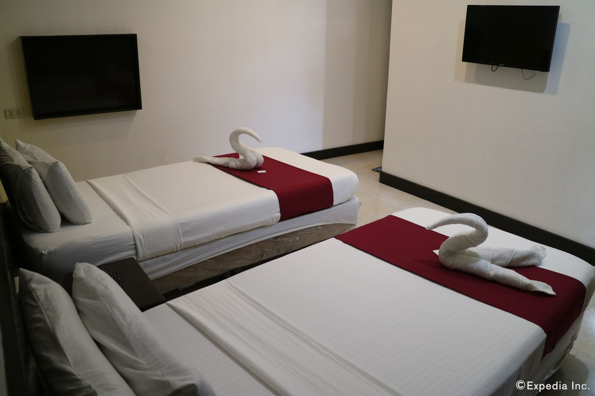Room 2, Ong Bun Pension House, Iloilo City