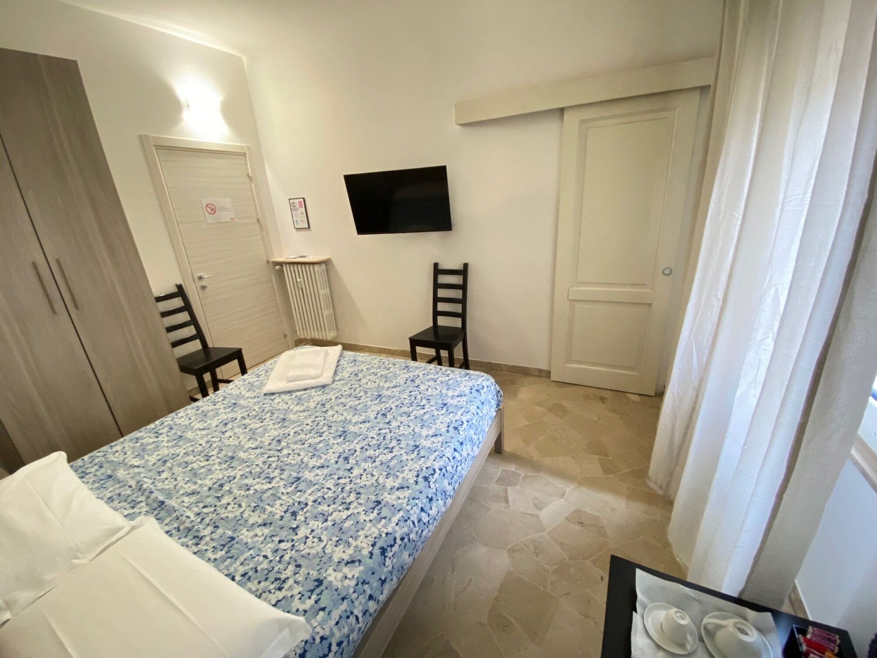 Room 3, Alloggio Urbano - Stazione, Terni