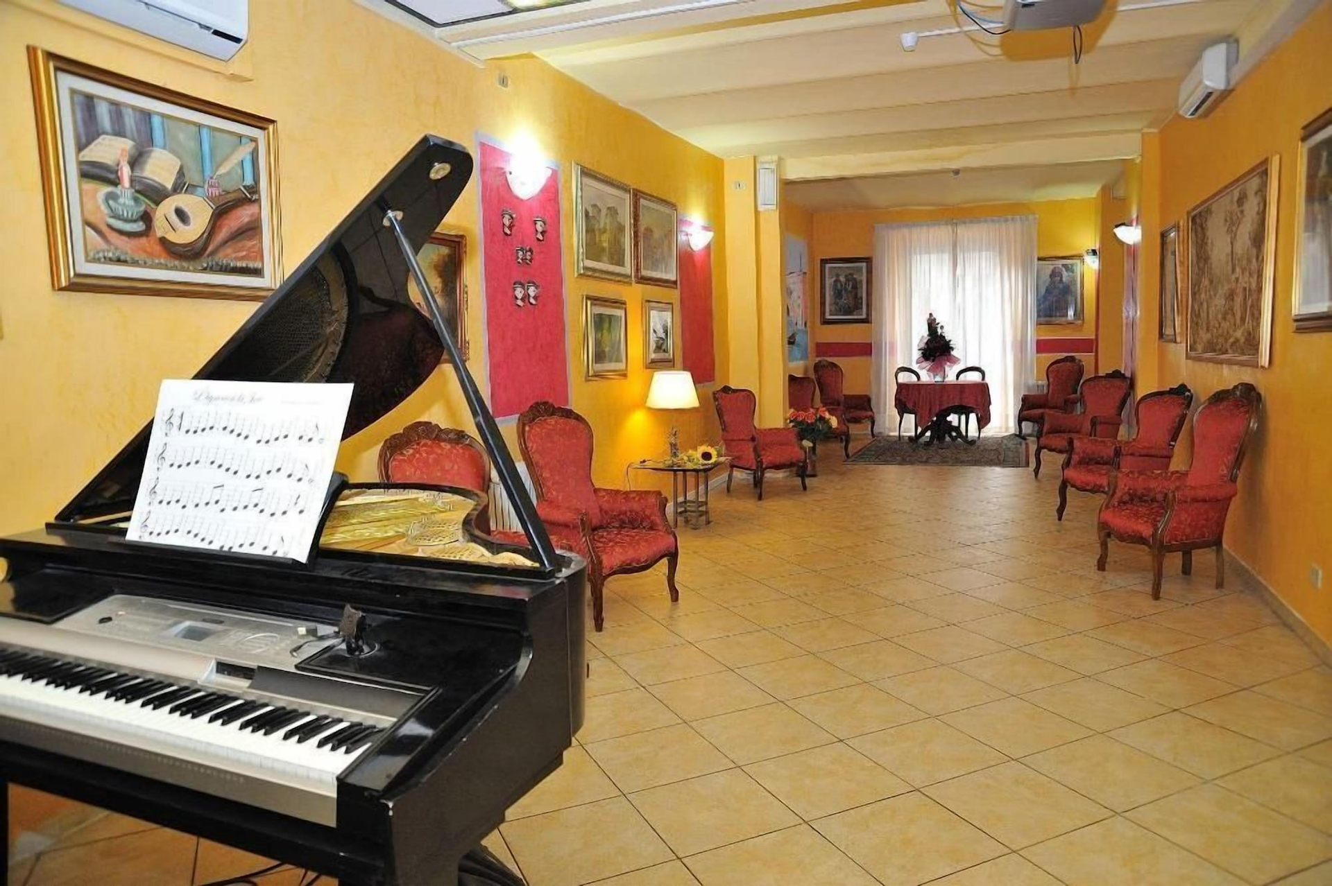Lobby lounge 4, Innocenti, Pistoia