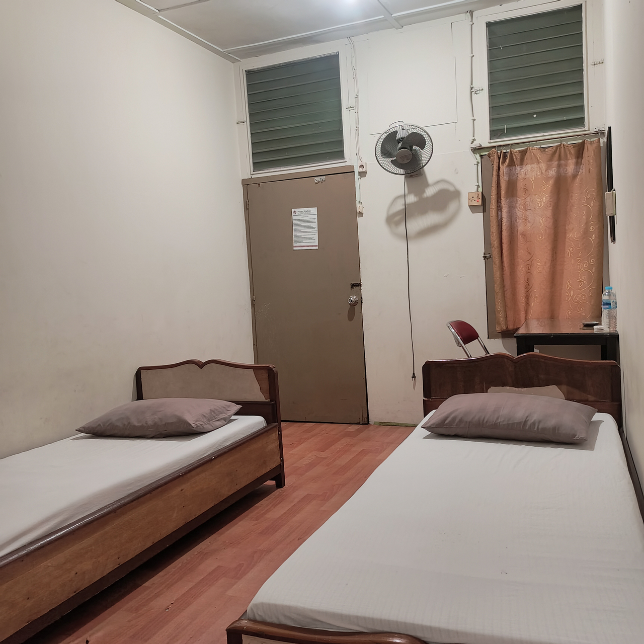 Kamar Ekonomi Single