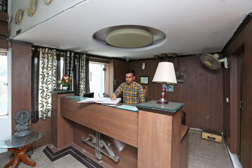 Lobby 4, OYO Flagship 13672 Hotel Dhruv, Rewari