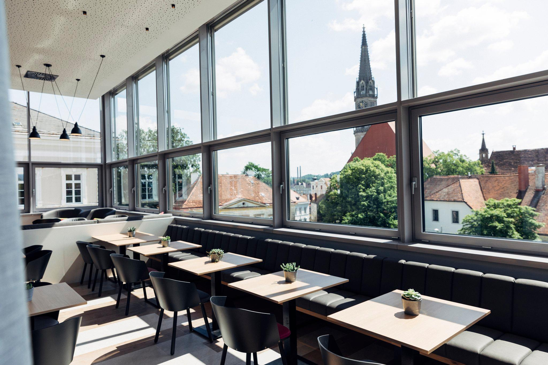 Food & Drinks 4, harry's home Steyr, Steyr