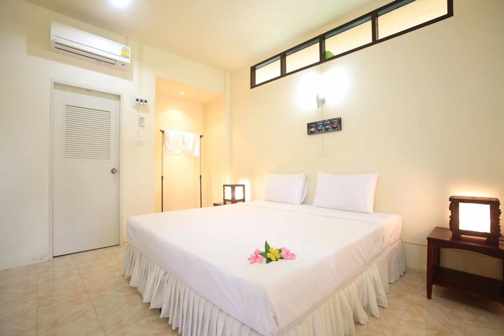 Room 2, Koh Mook Rubertree Bungalow, Kantrang