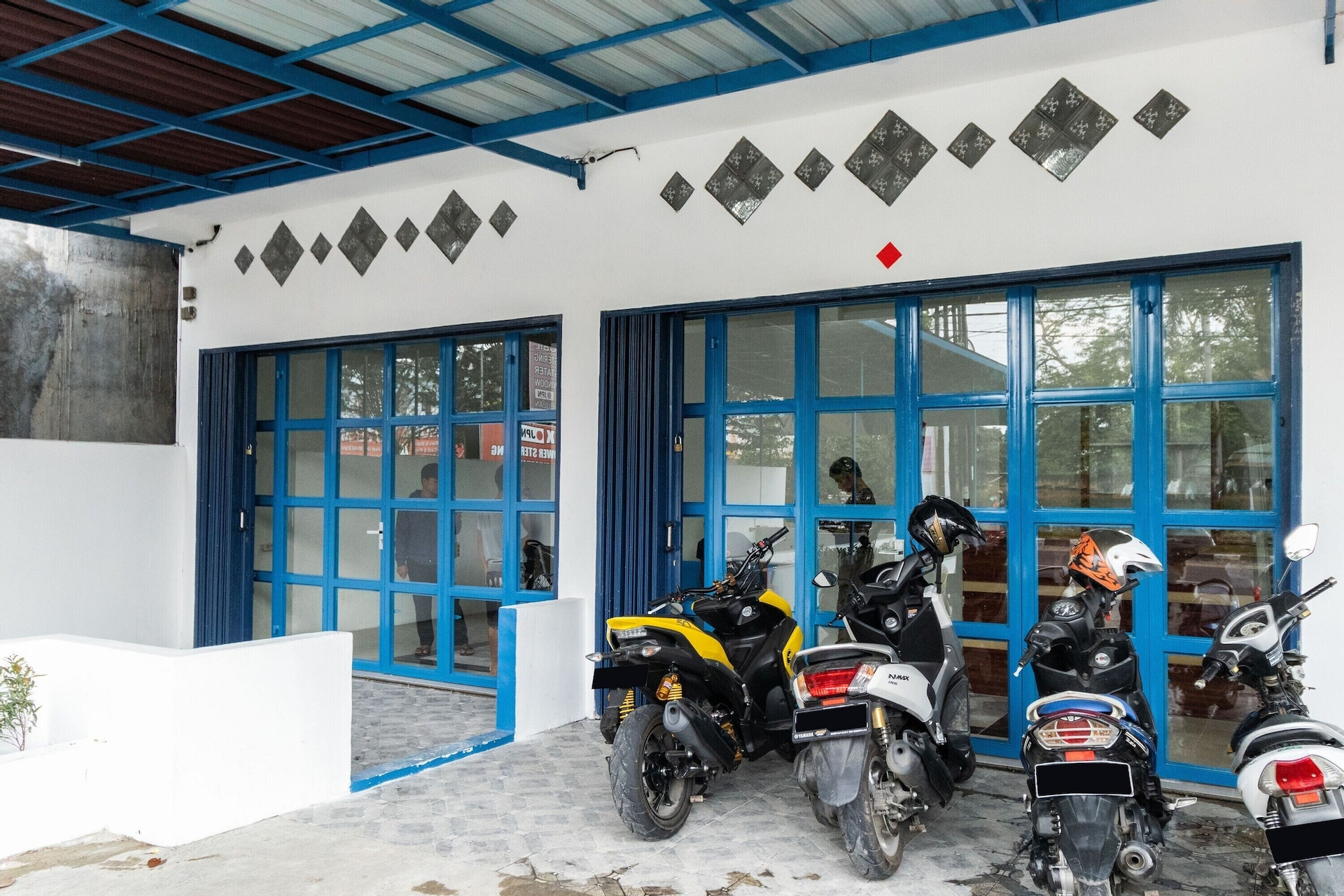 Exterior & Views 2, RedDoorz near Medan Amplas, Medan
