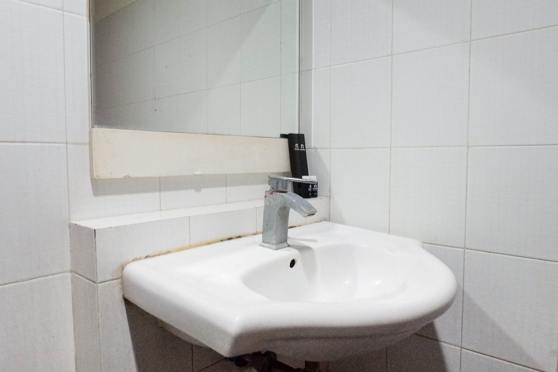Bathroom 4, Best Deal Studio Apartment At High Point Serviced, Surabaya