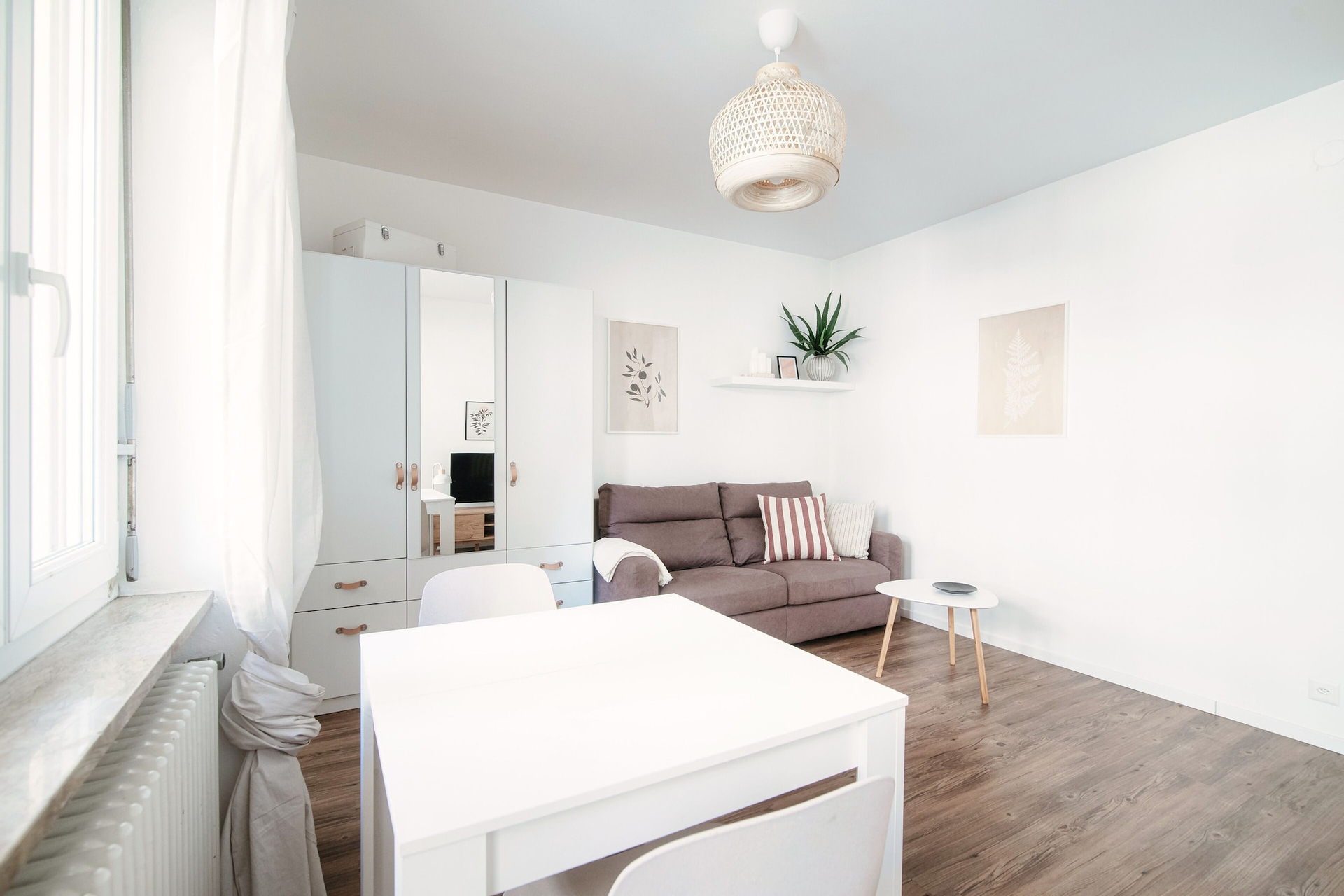Living area 2, Locarno City Apartments, Locarno