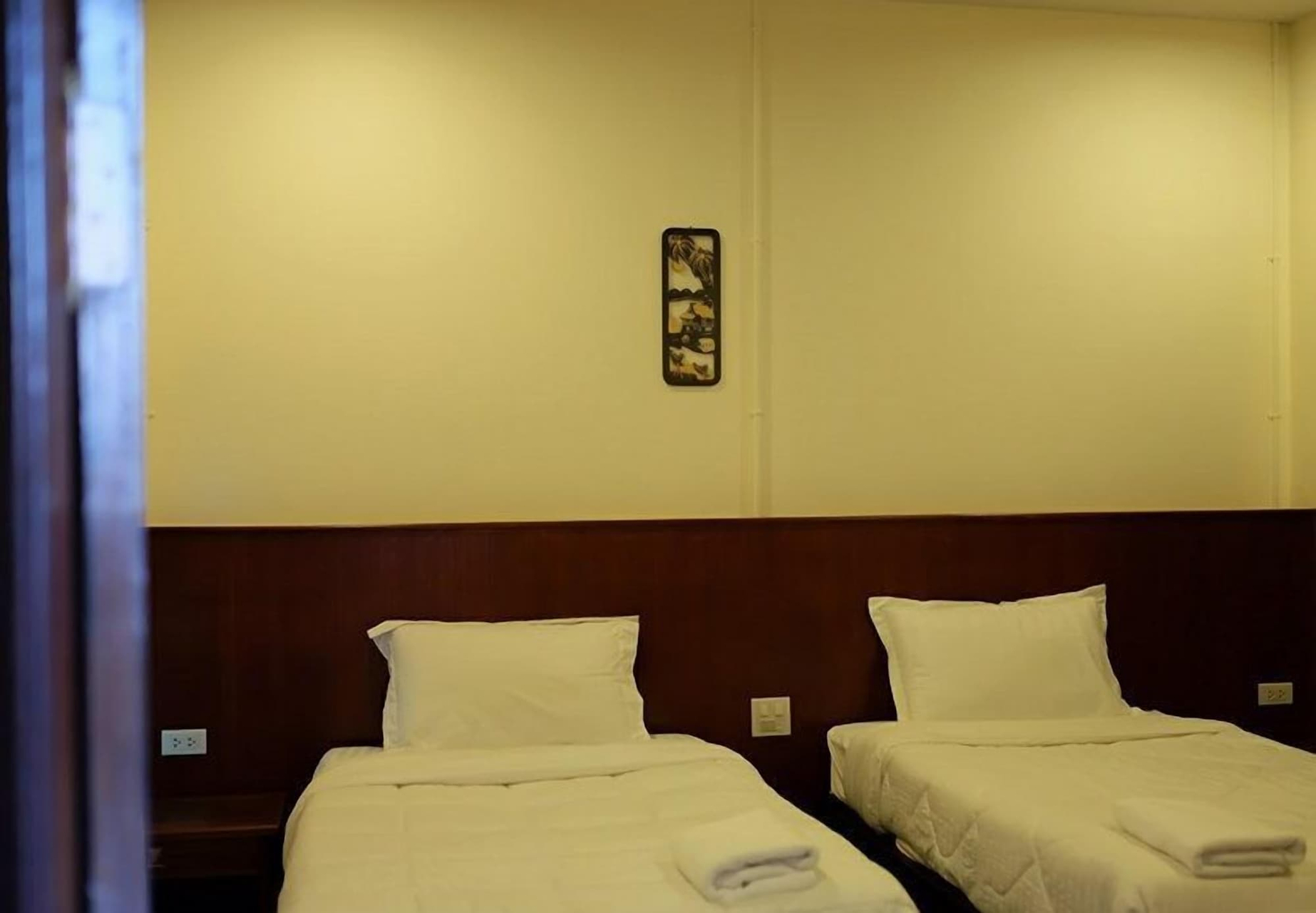Room 2, Jitra Resort, Muang Sukhothai