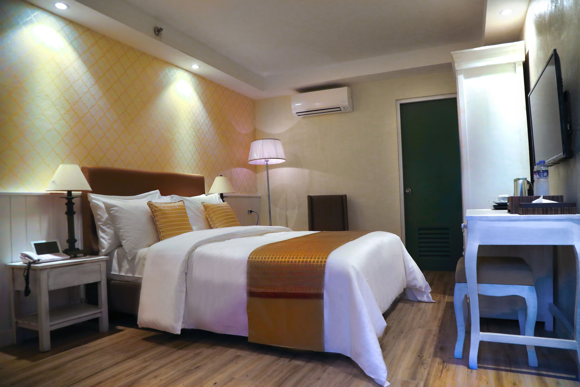 Room 2, Sola Hotel, Laoag City