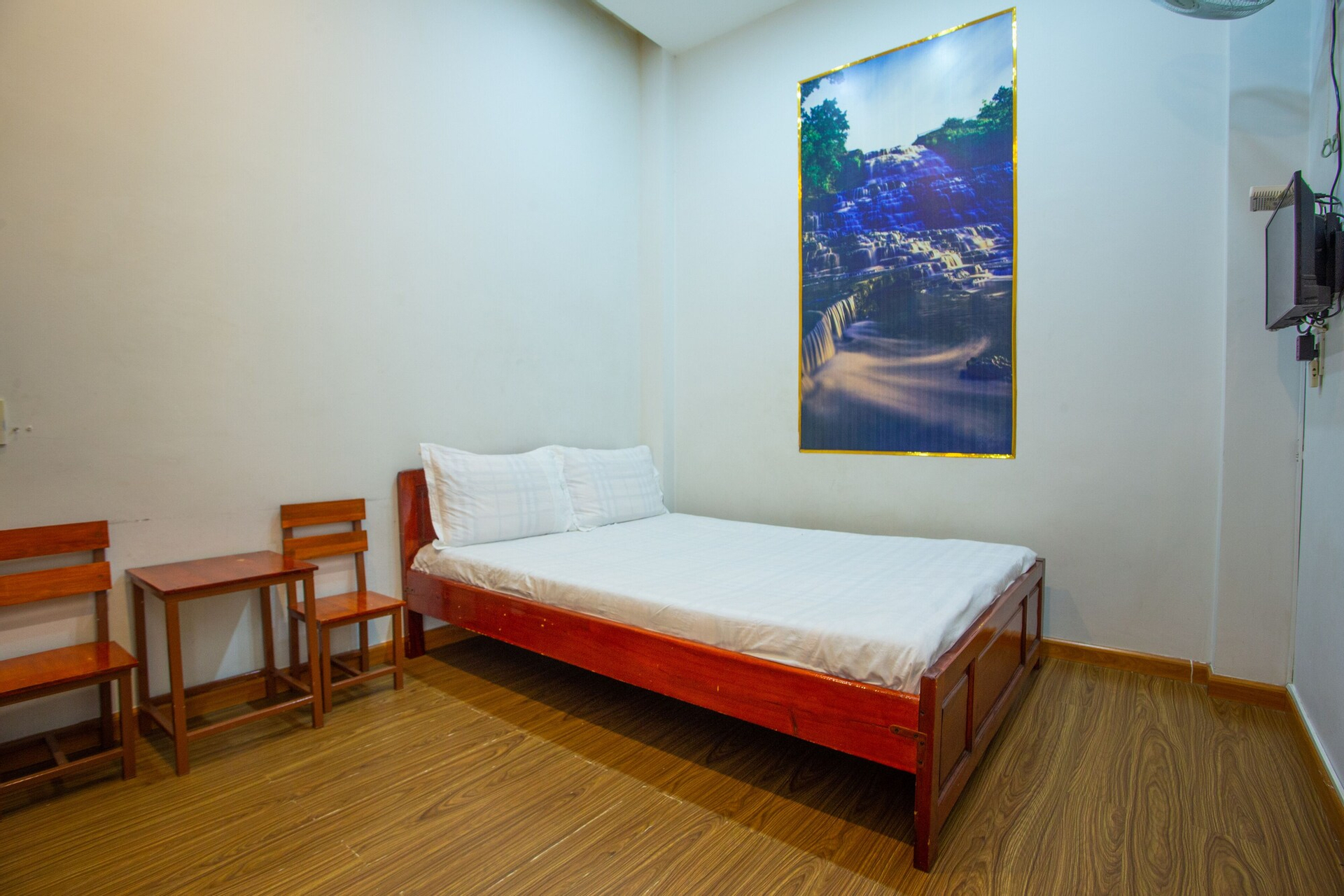 Bedroom 1, SPOT ON 922 Tan Song Yen Motel, Huế