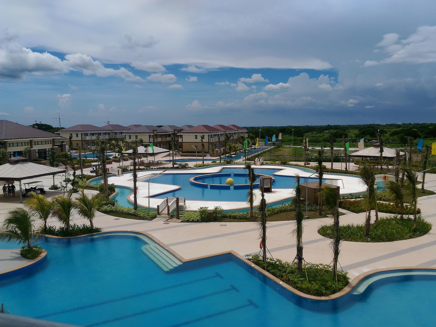 Aquamira Resort & Residence, Tanza
