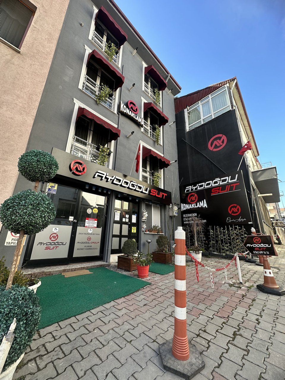 Primary image, Aydogdu Suit, Merkez