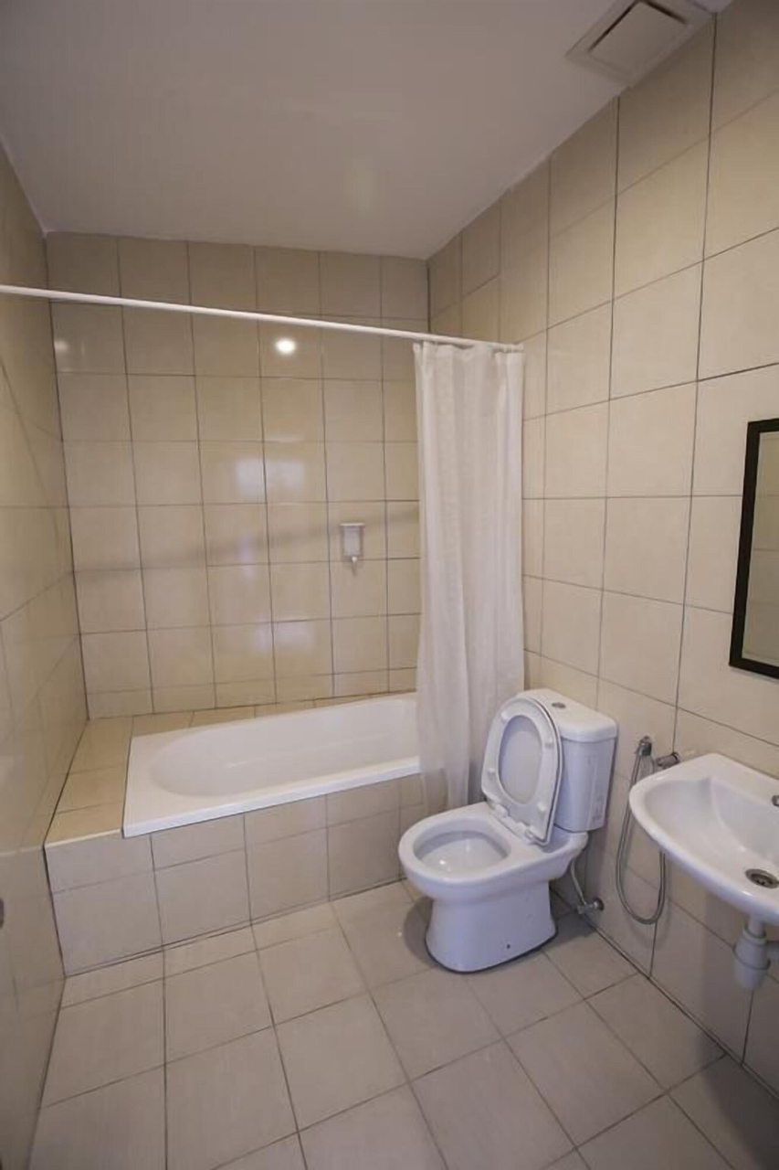 Bathroom 3, DS Hotel, Tampin