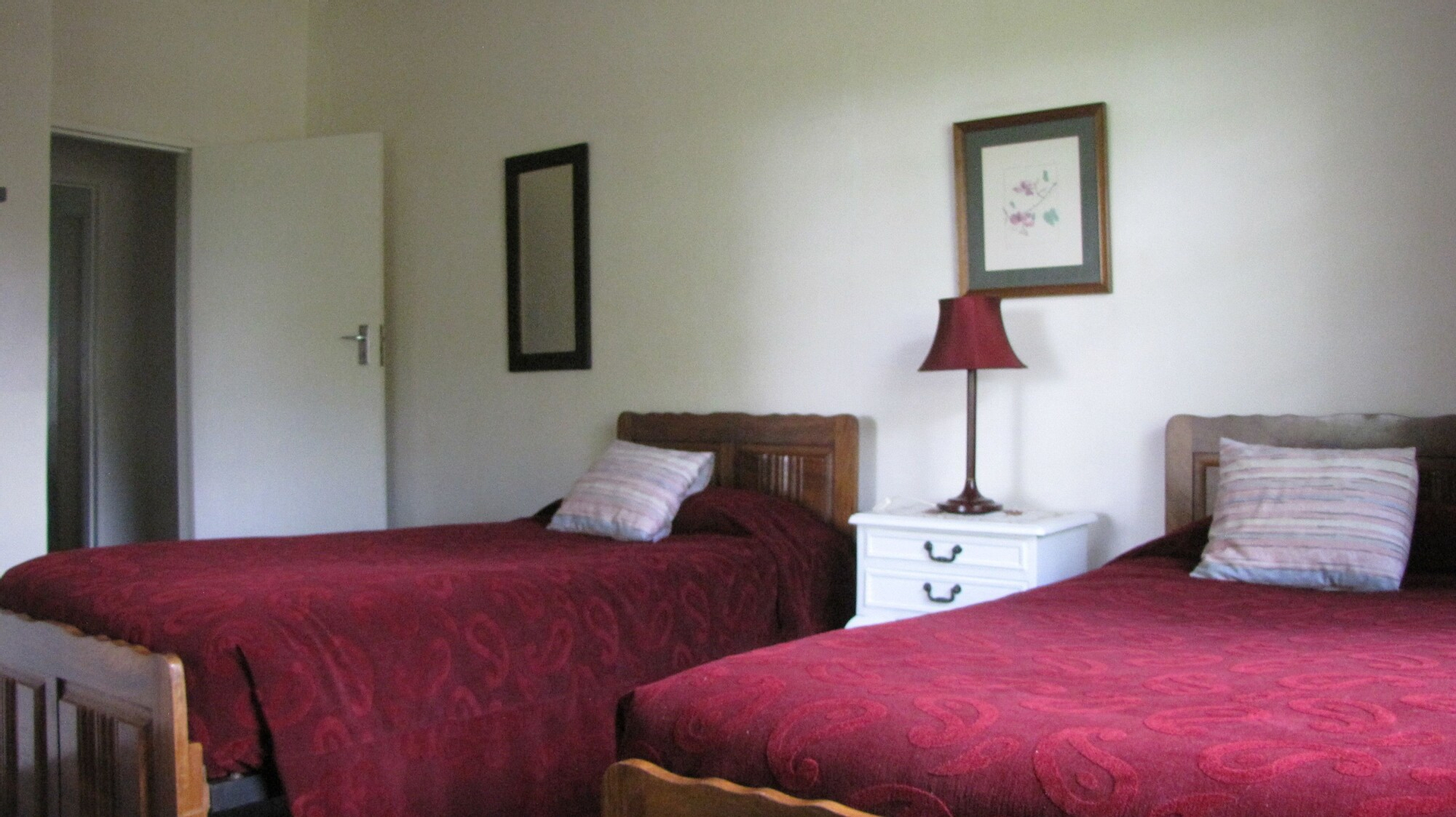 Room 2, Norma Jeanes Lake View Resort, Masvingo