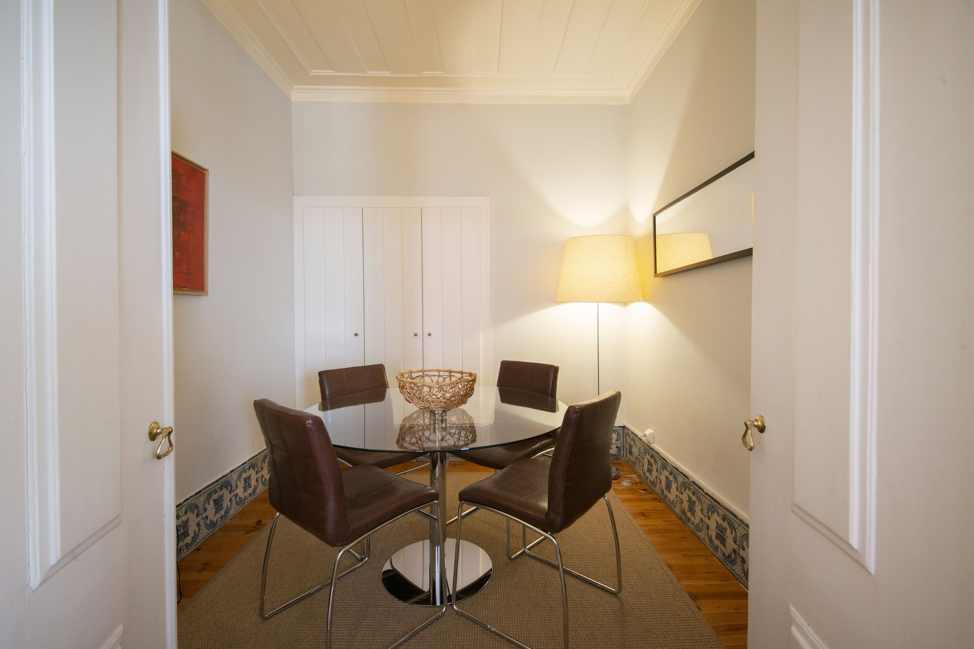 Dining room, ALTIDO Exquisite 2BR home w/ balcony in Lapa, Lisboa