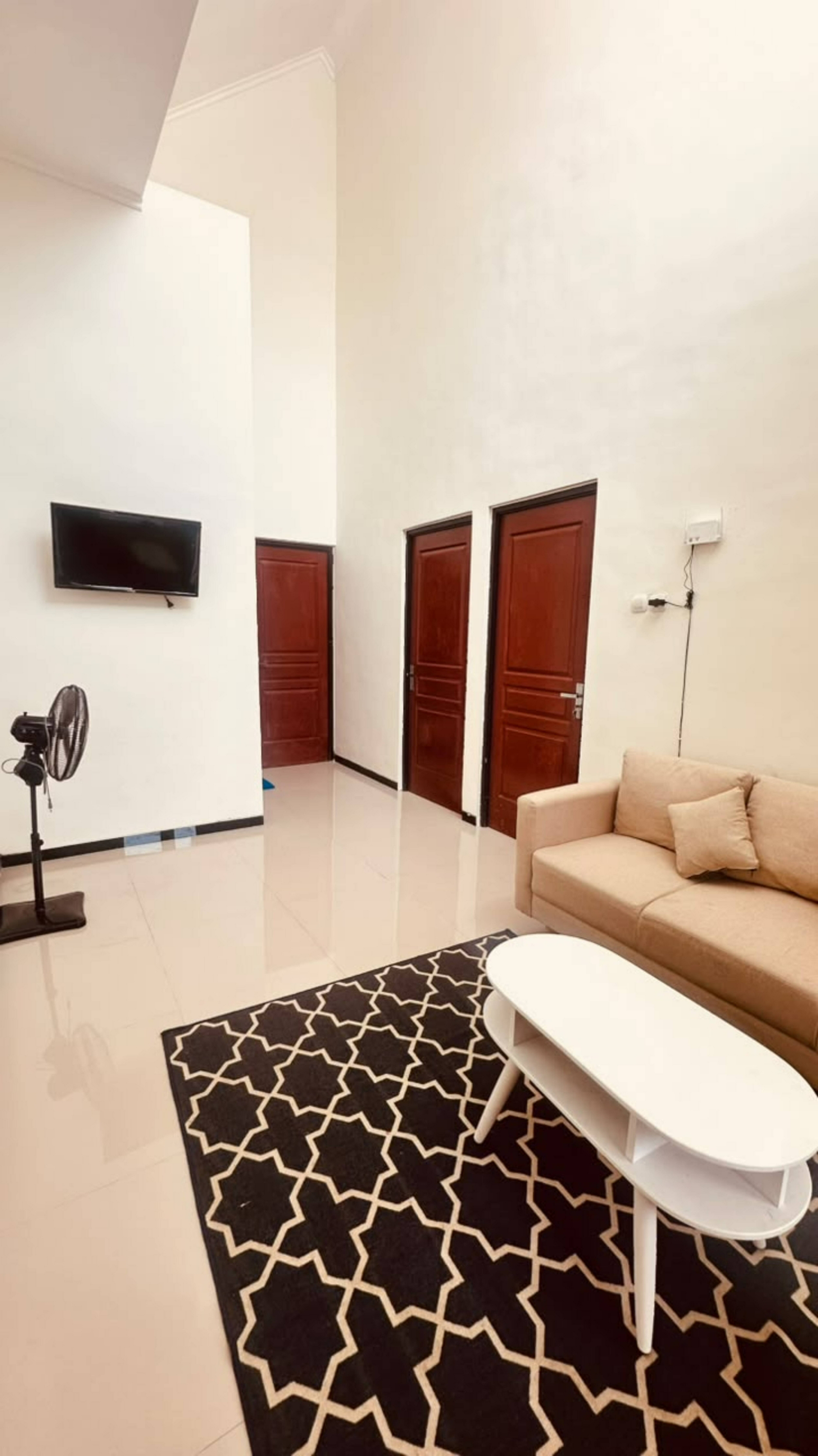Others 2, UM’s Villa & Homestay Malang Batu, Malang