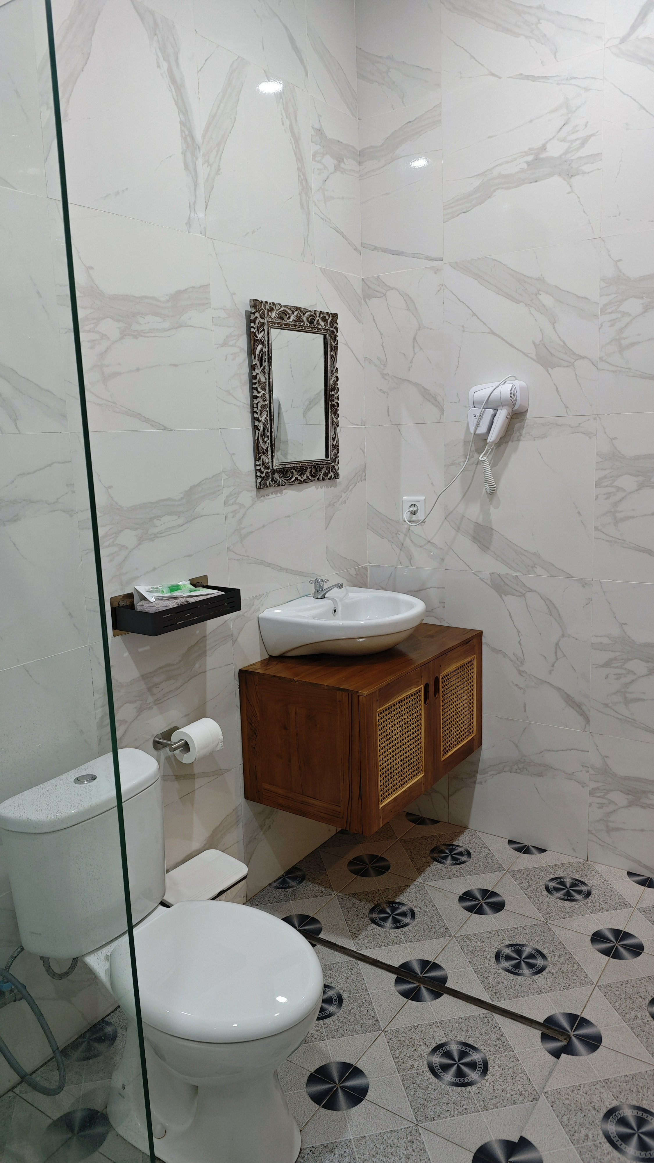 Bathroom 2, Casa Rodi Suite Ubud, Gianyar
