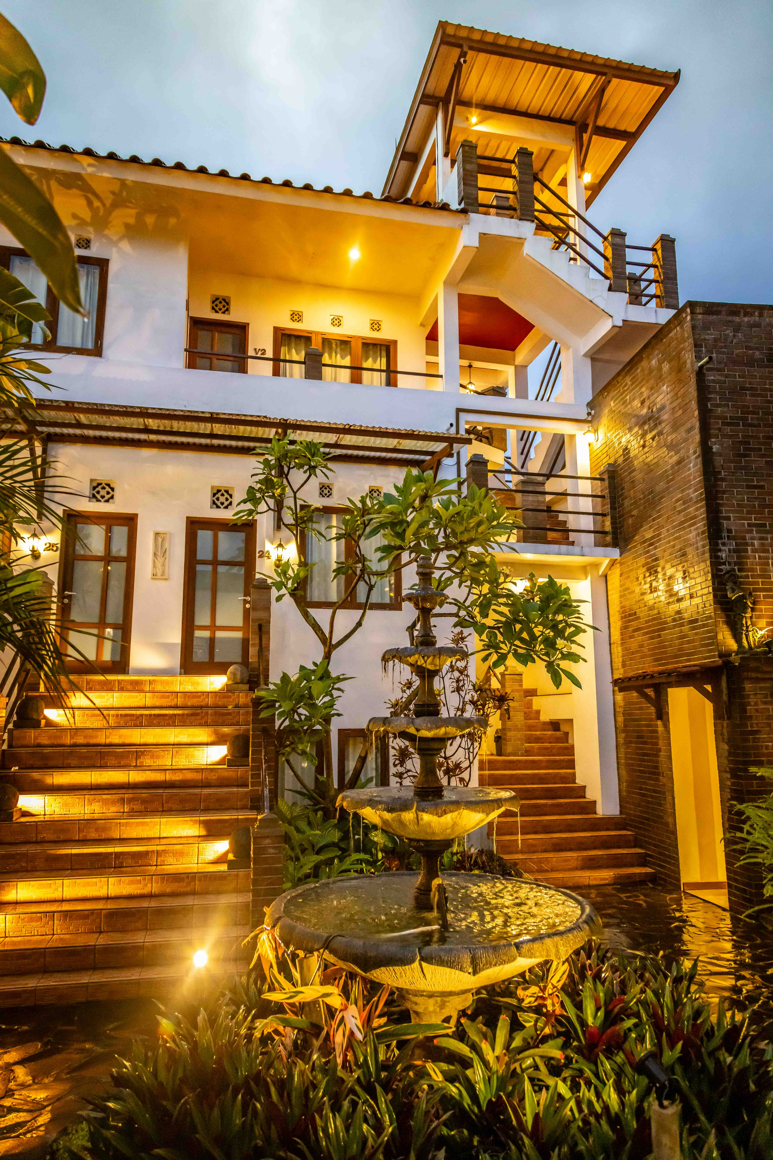 Exterior & Views 2, Family Hotel Gradia 2, Malang