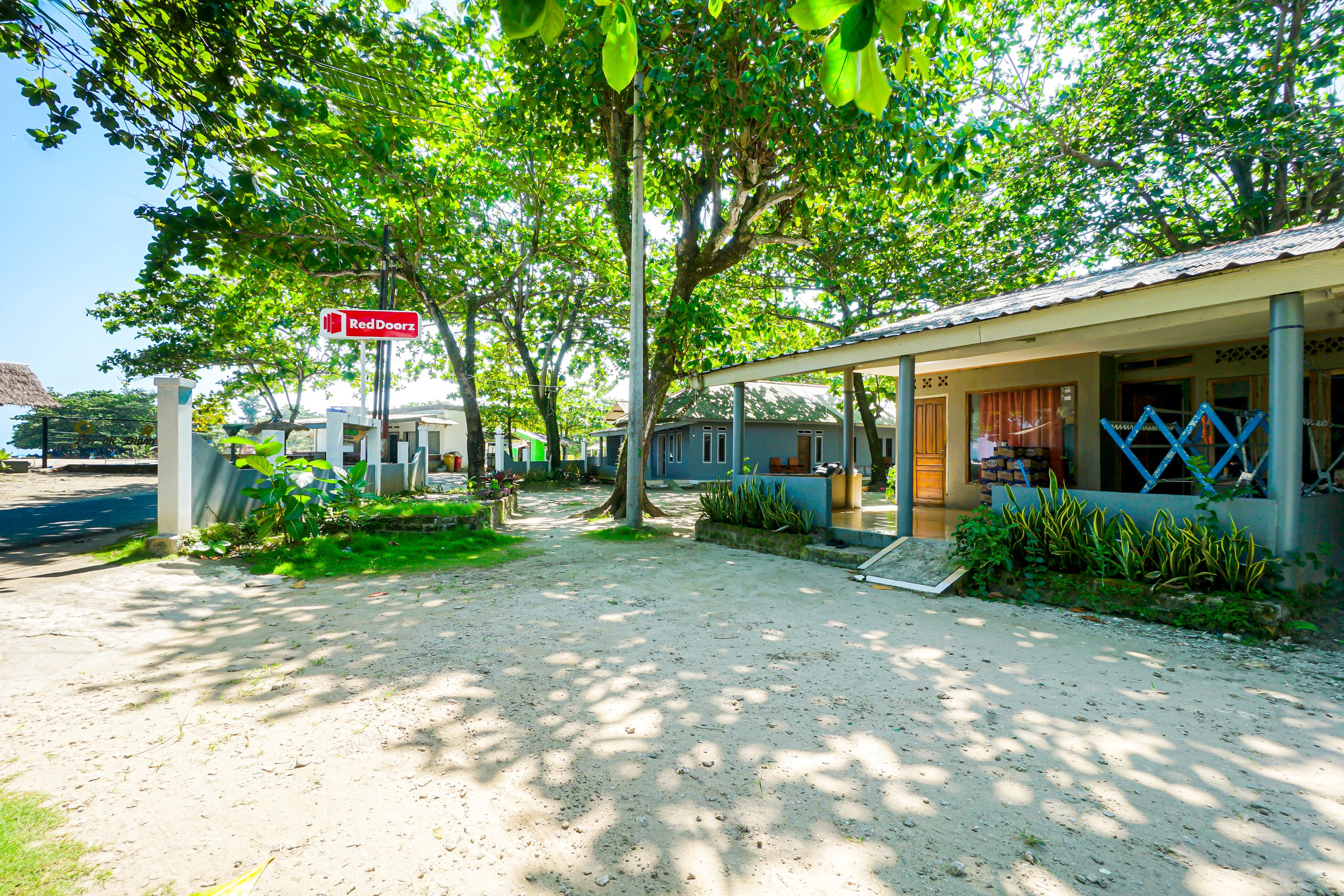 Others 2, RedDoorz @ Pondok Diana Pantai Ujung Genteng 4, Sukabumi