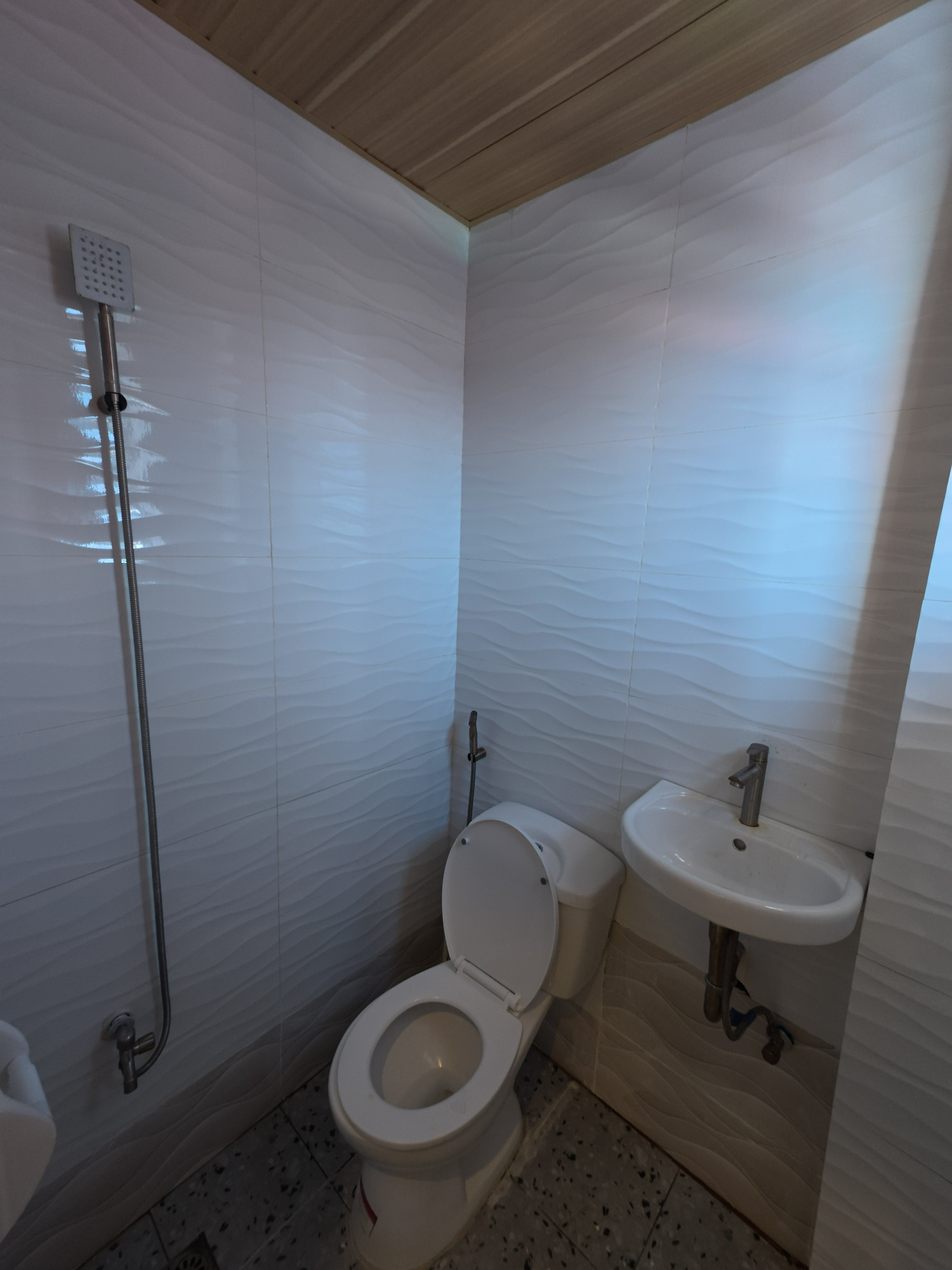 Bathroom, Malinao Retreat and Camping Resort Albay by RedDoorz, Malinao