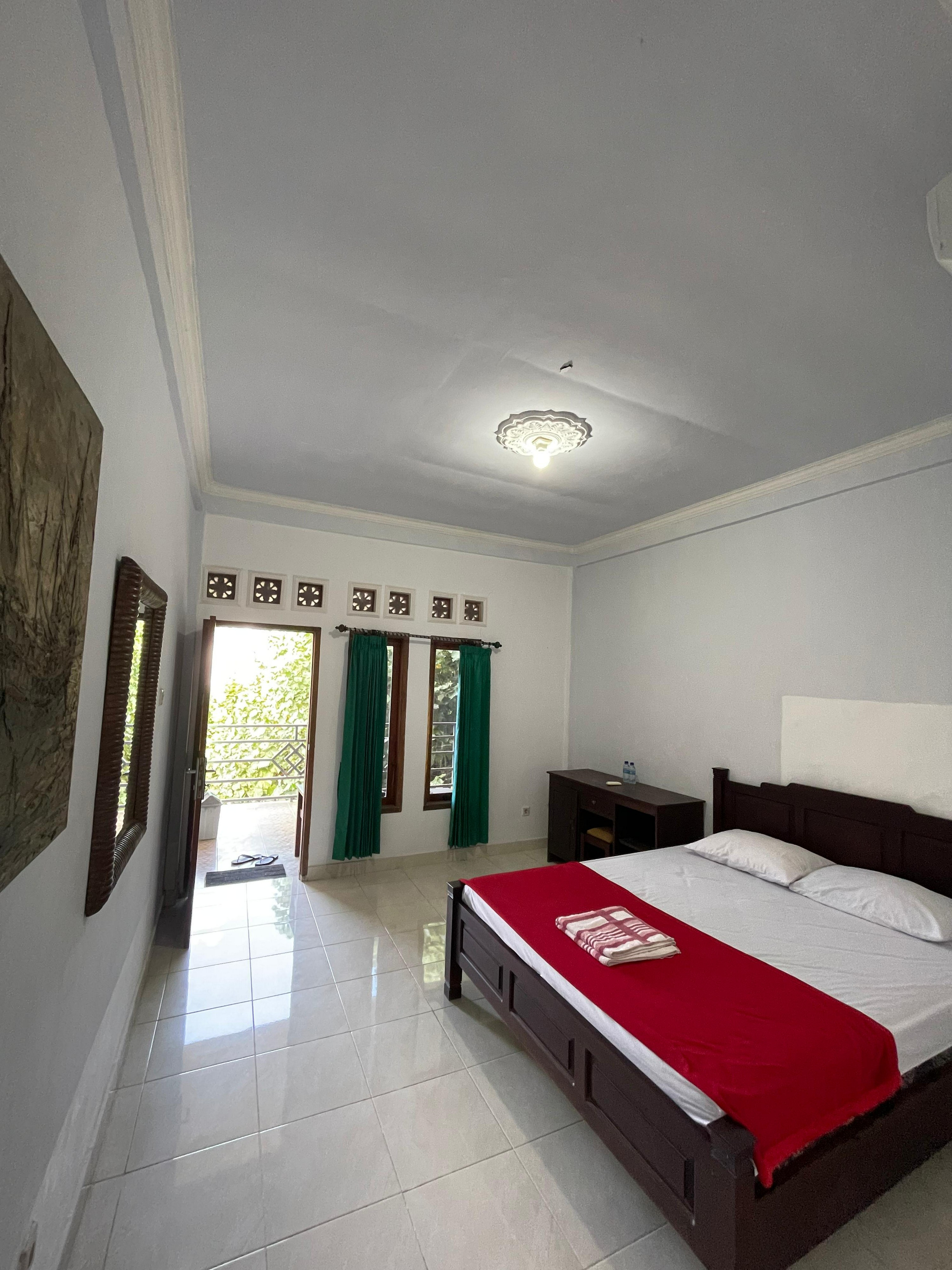 Bedroom 2, Kuta Lombok Homestay, Lombok