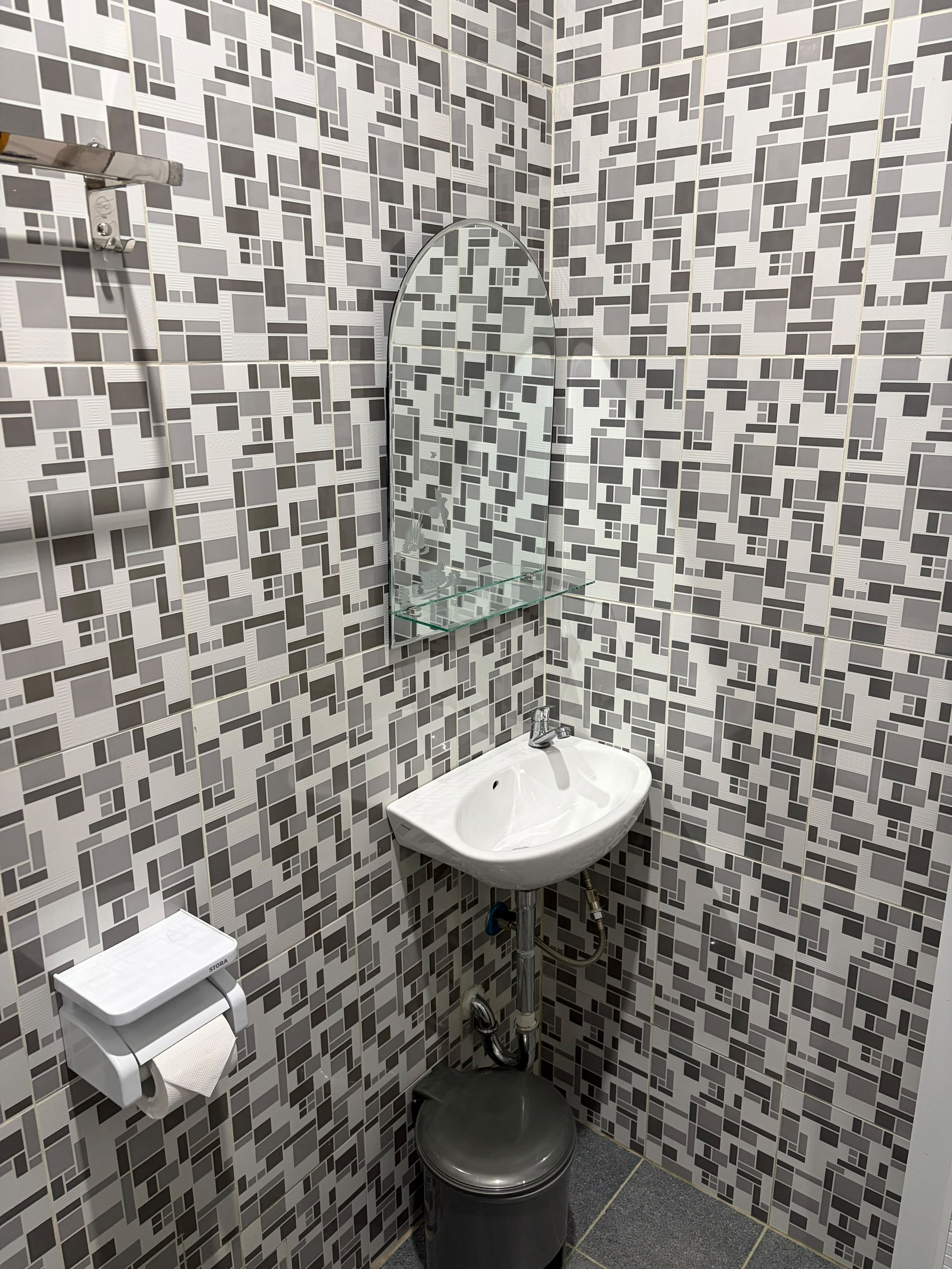 Bathroom 2, MELIA HIGH HOTEL, Banyumas