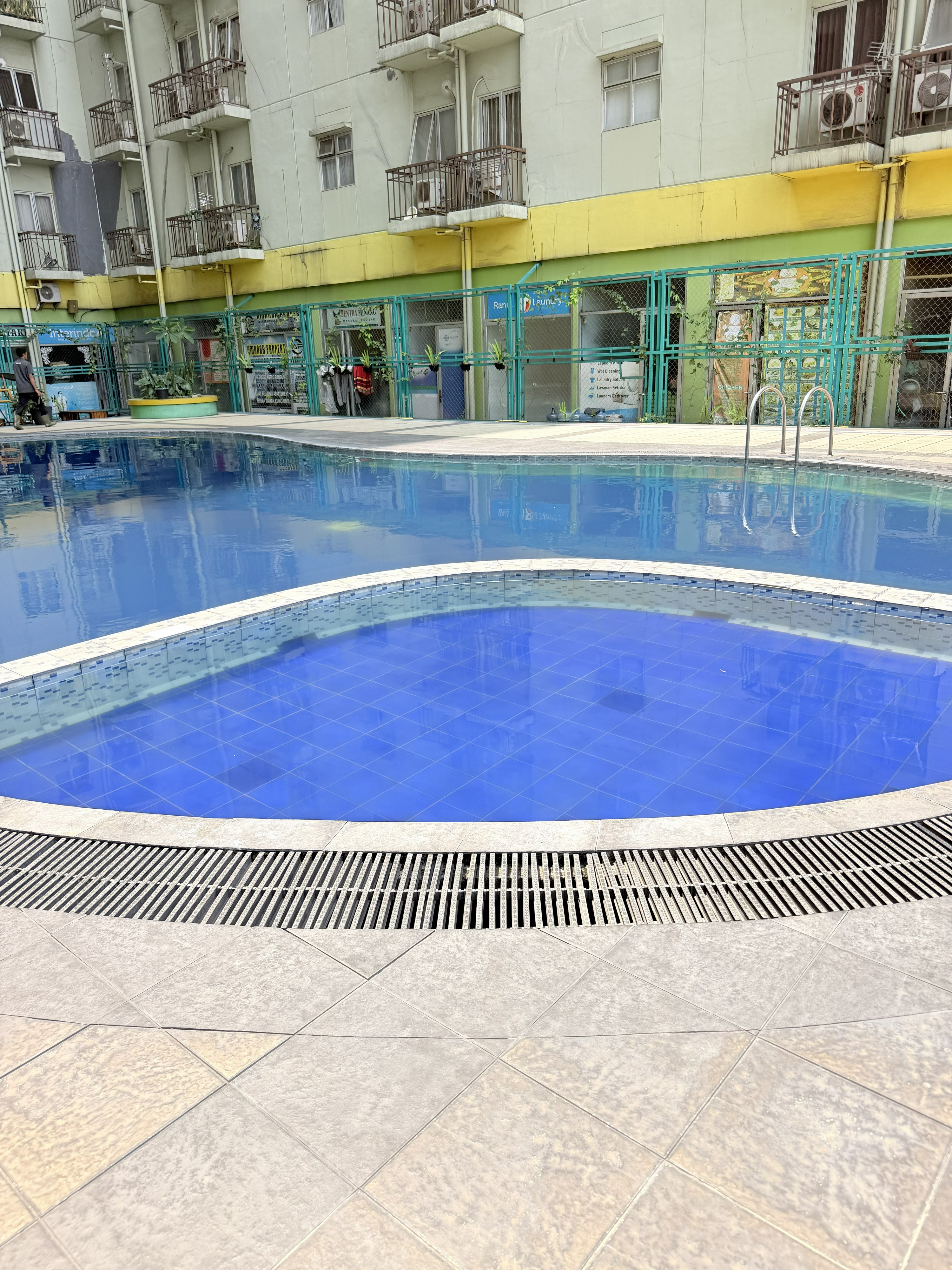Swimming Pool 5, Boss Property Suite@Metro Apartment Bandung, Bandung