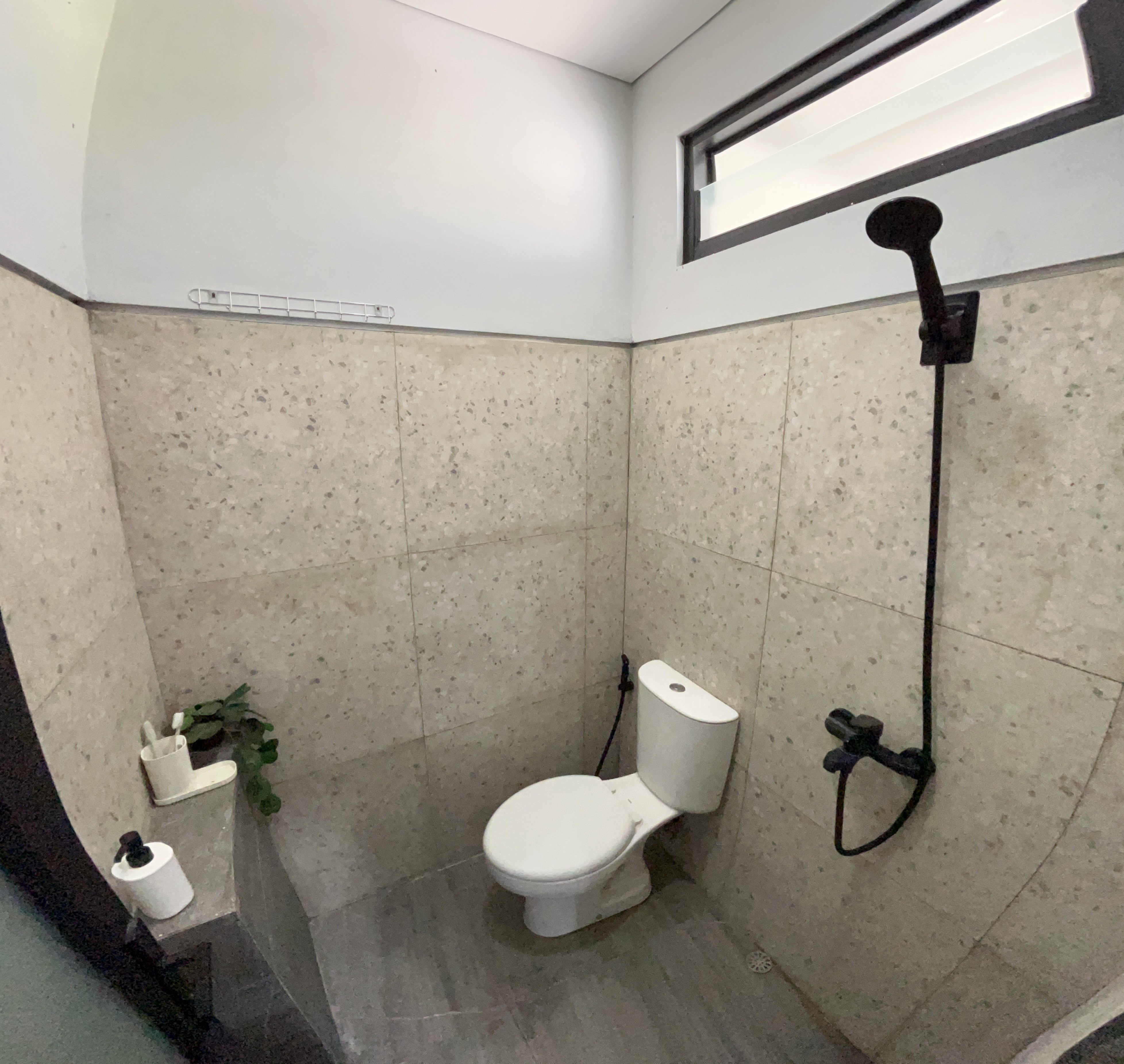 Bathroom, Menata Villa Arah, Sleman