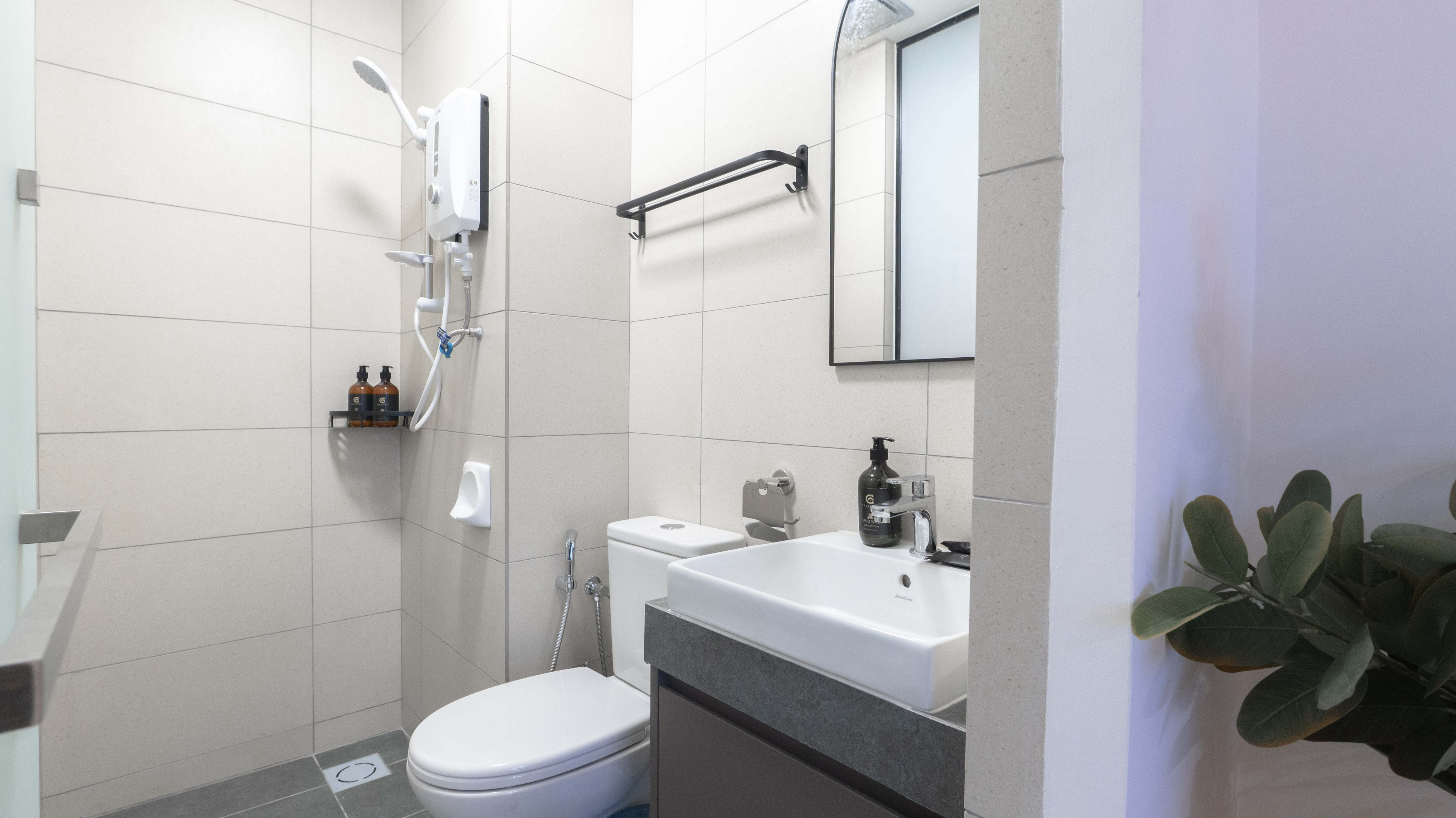 Others 5, Astrum Ampang by Guestonic, Ampang