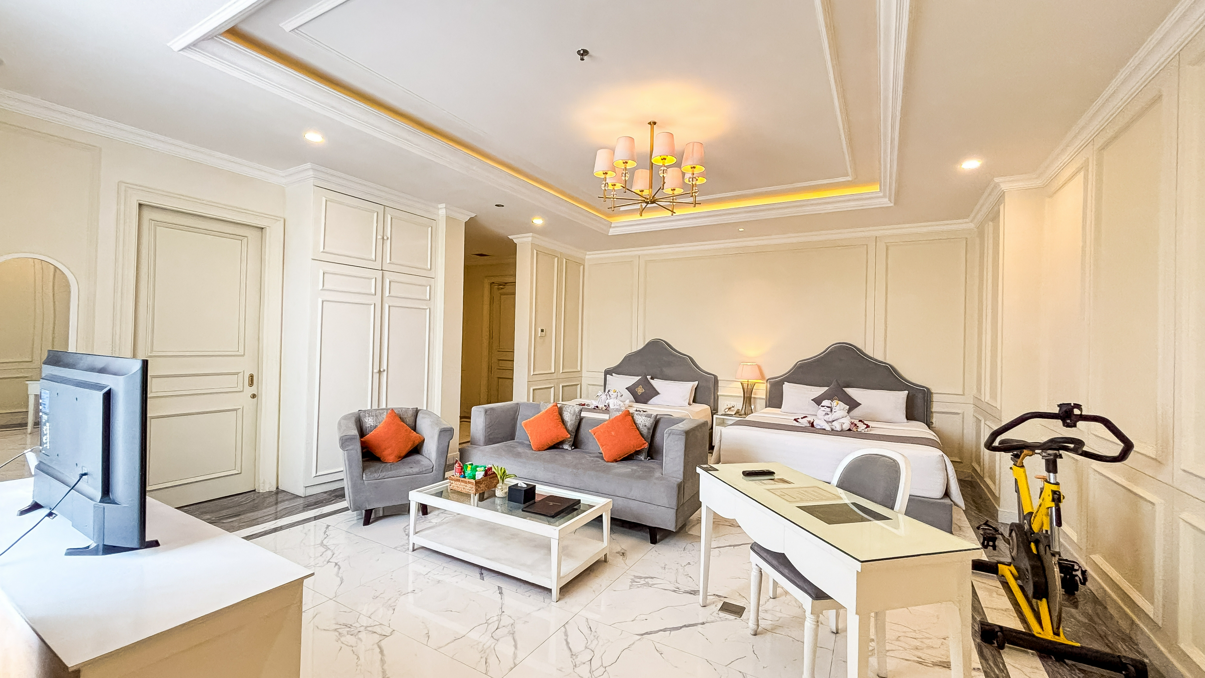 Bedroom 5, Grand Senyum Hotel Tugu Yogyakarta, Yogyakarta