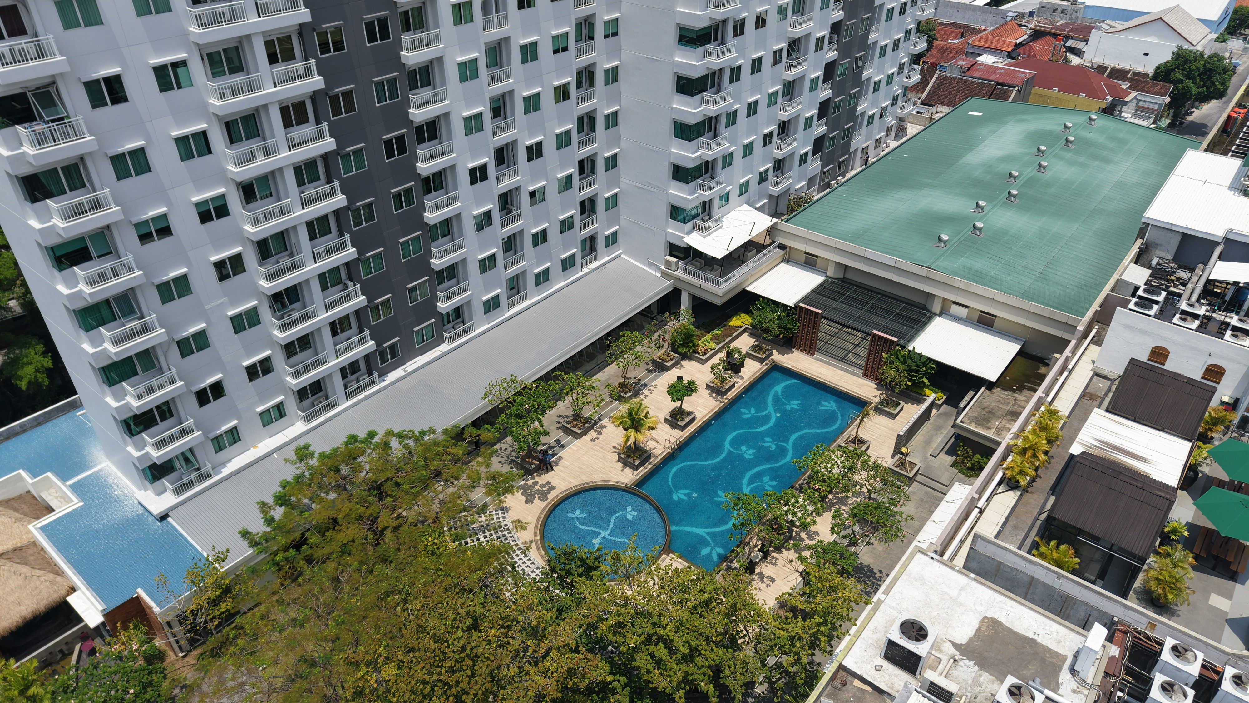 Sport & Beauty 2, Solo Paragon Hotel & Residences, Solo