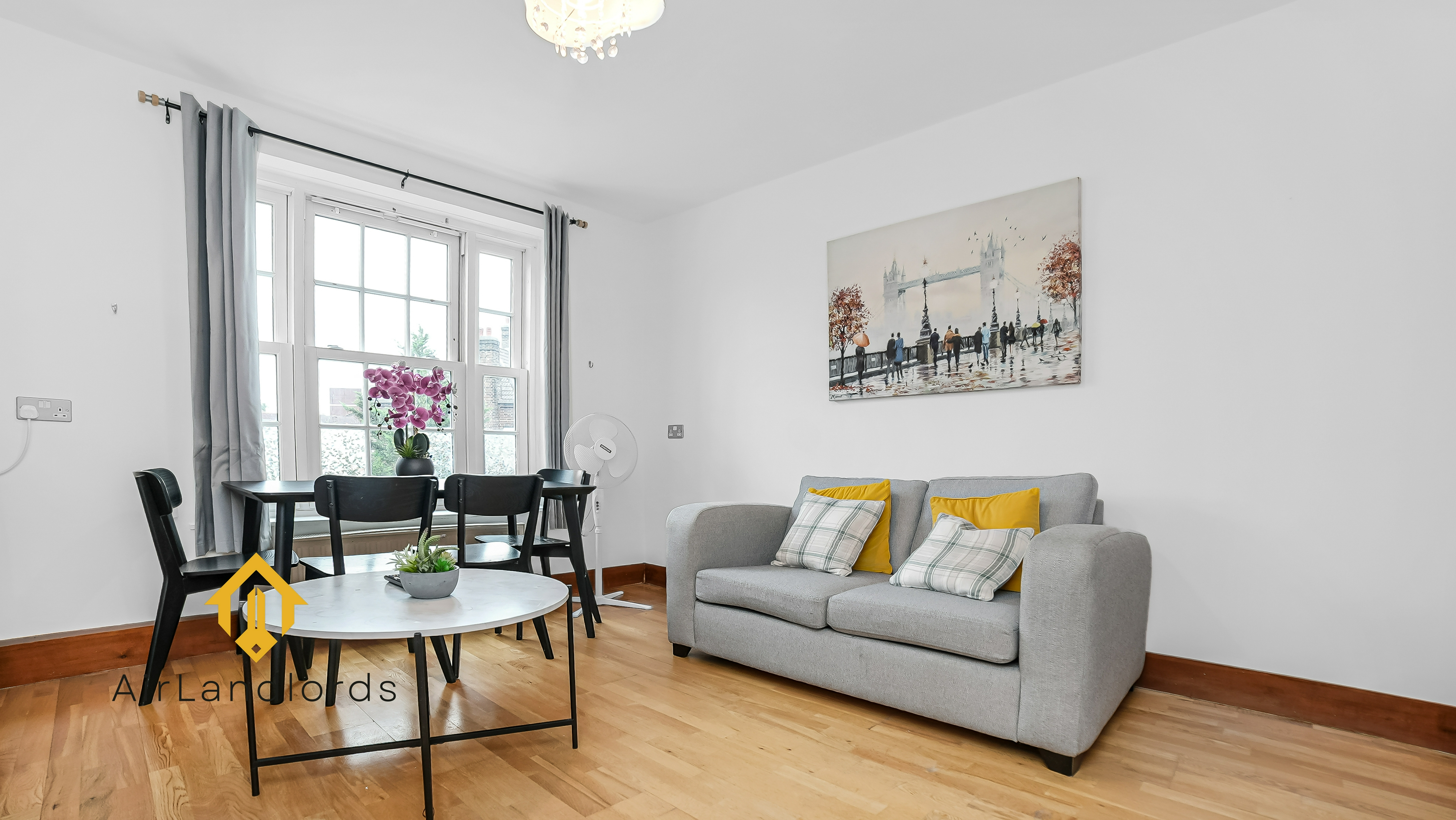 Living Room 5, Central 2 Bedroom Flat near Vauxhall Station!, London