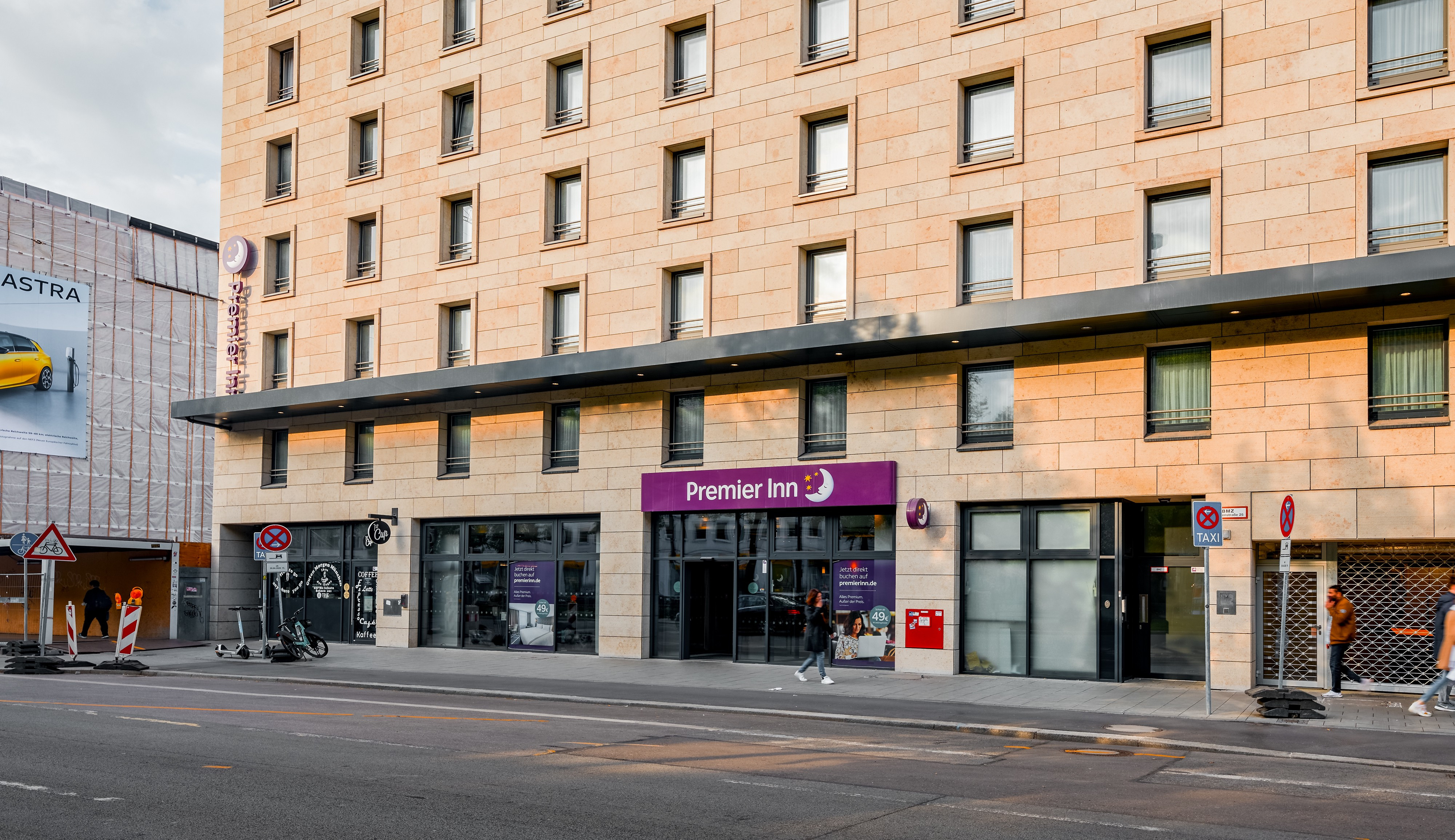 Exterior & Views, Premier Inn Muenchen City - Zentrum, München
