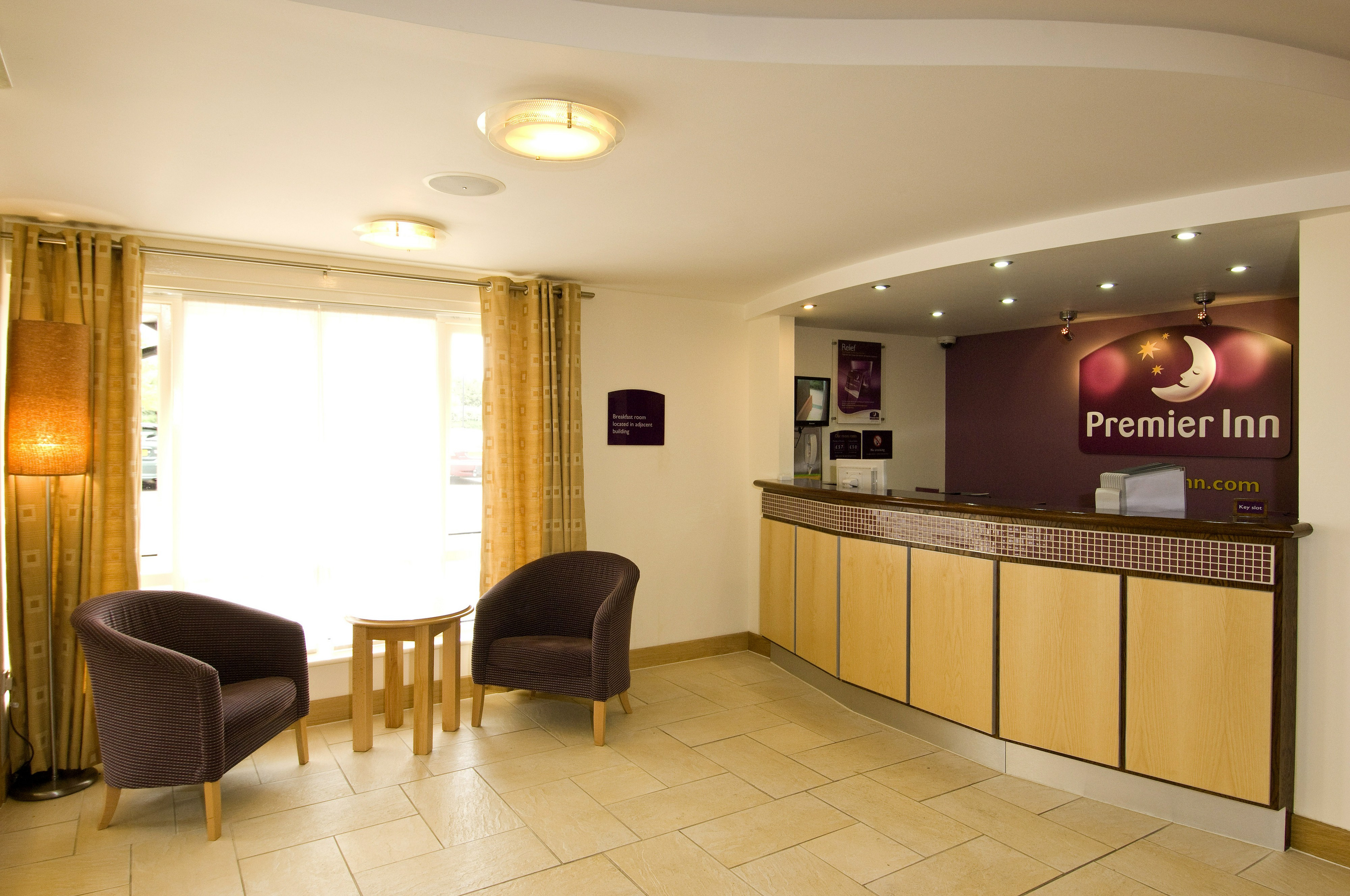 Public Area, Premier Inn Coventry East - M6 J2, Warwickshire