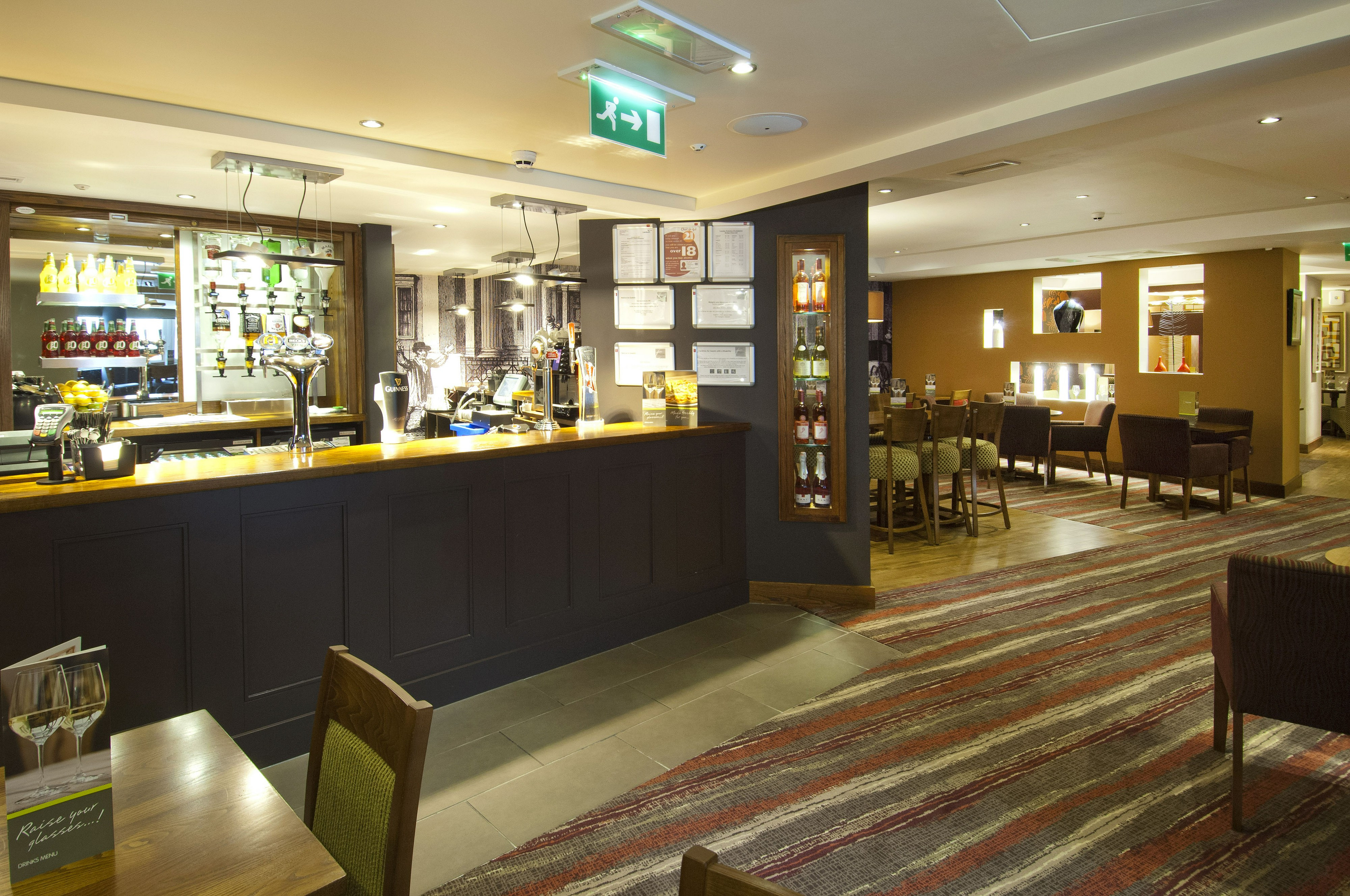 Food & Drinks 2, Premier Inn London Waterloo - York Road, London