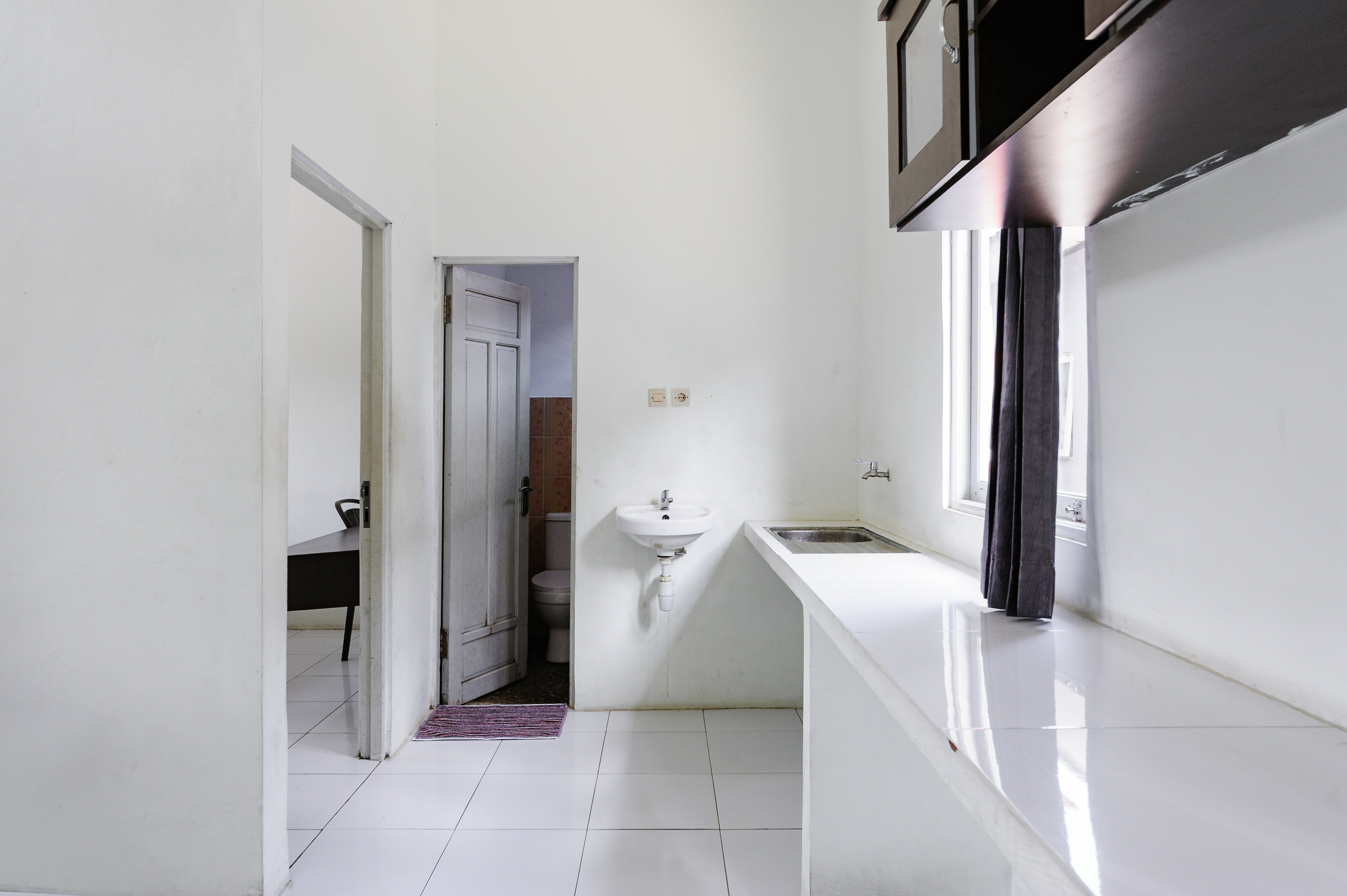 Bathroom 4, RedDoorz near Universitas Palangkaraya 2, Palangkaraya
