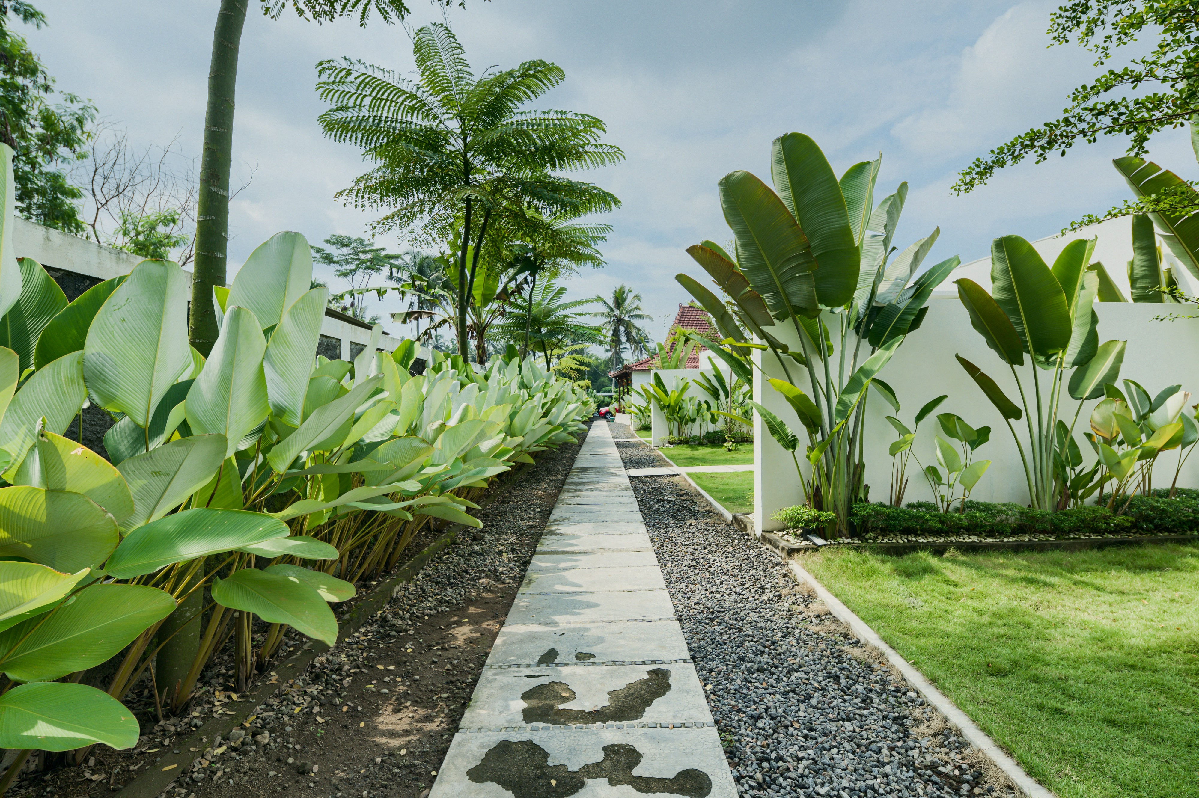 Others 5, Sampai Villa Queensland, Sleman