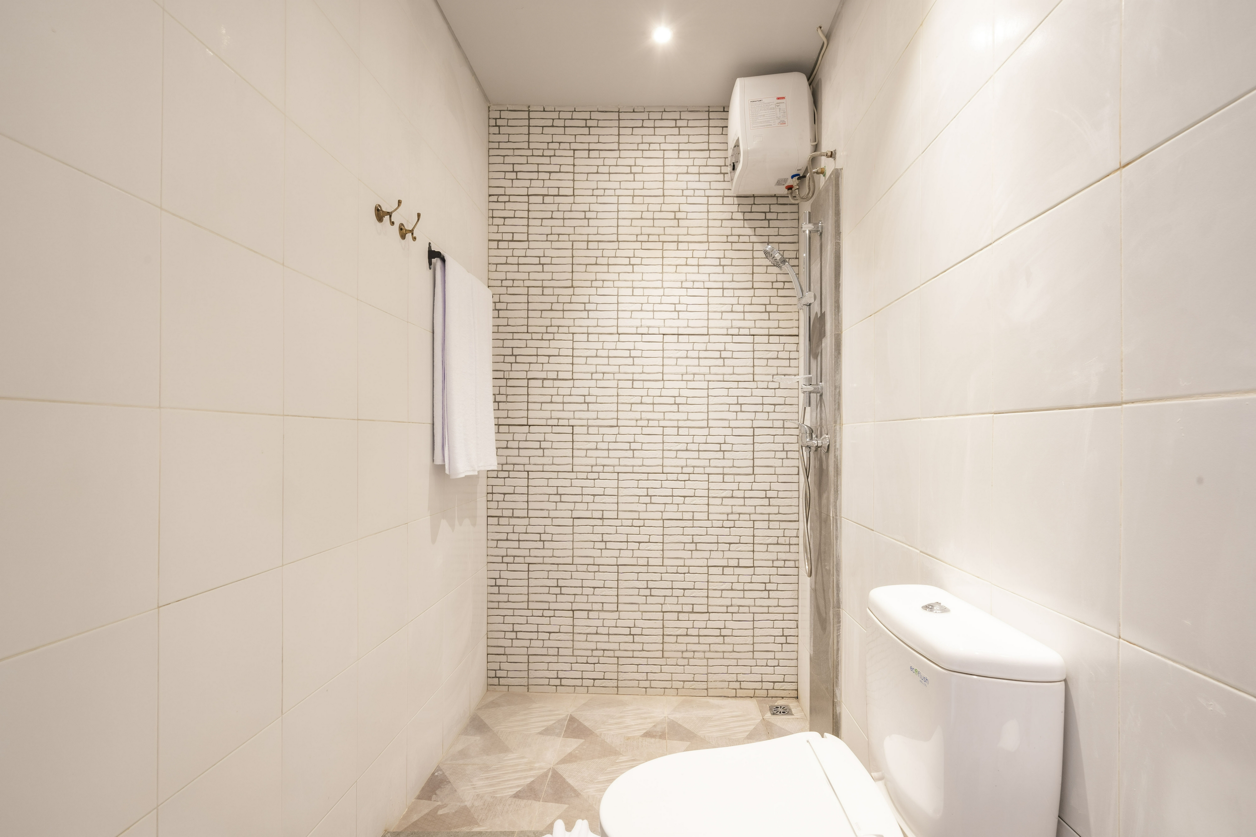 Bathroom 5, A4K Andong, Gianyar