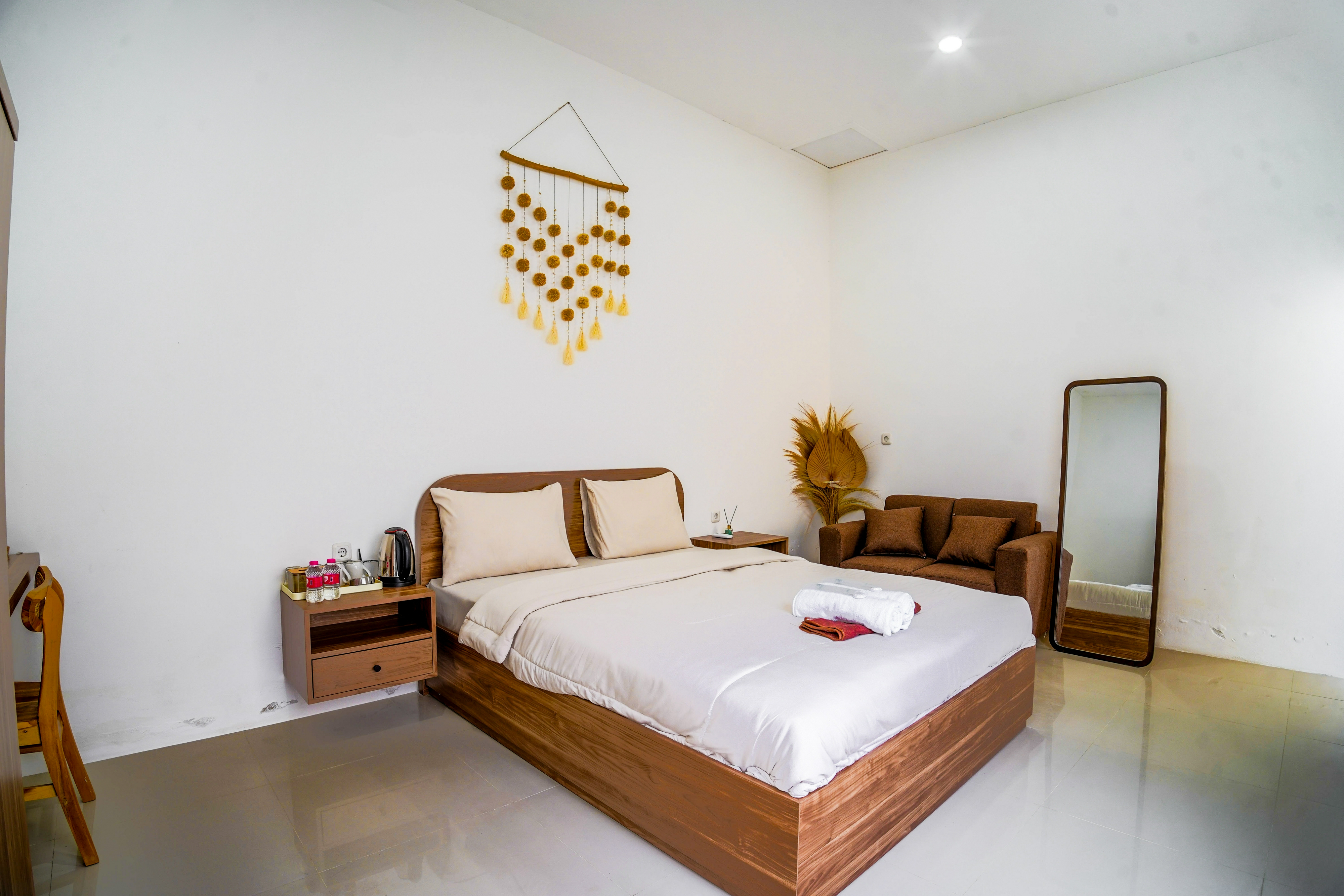 Others 3, Timeless Sevilla Luxe, Sleman