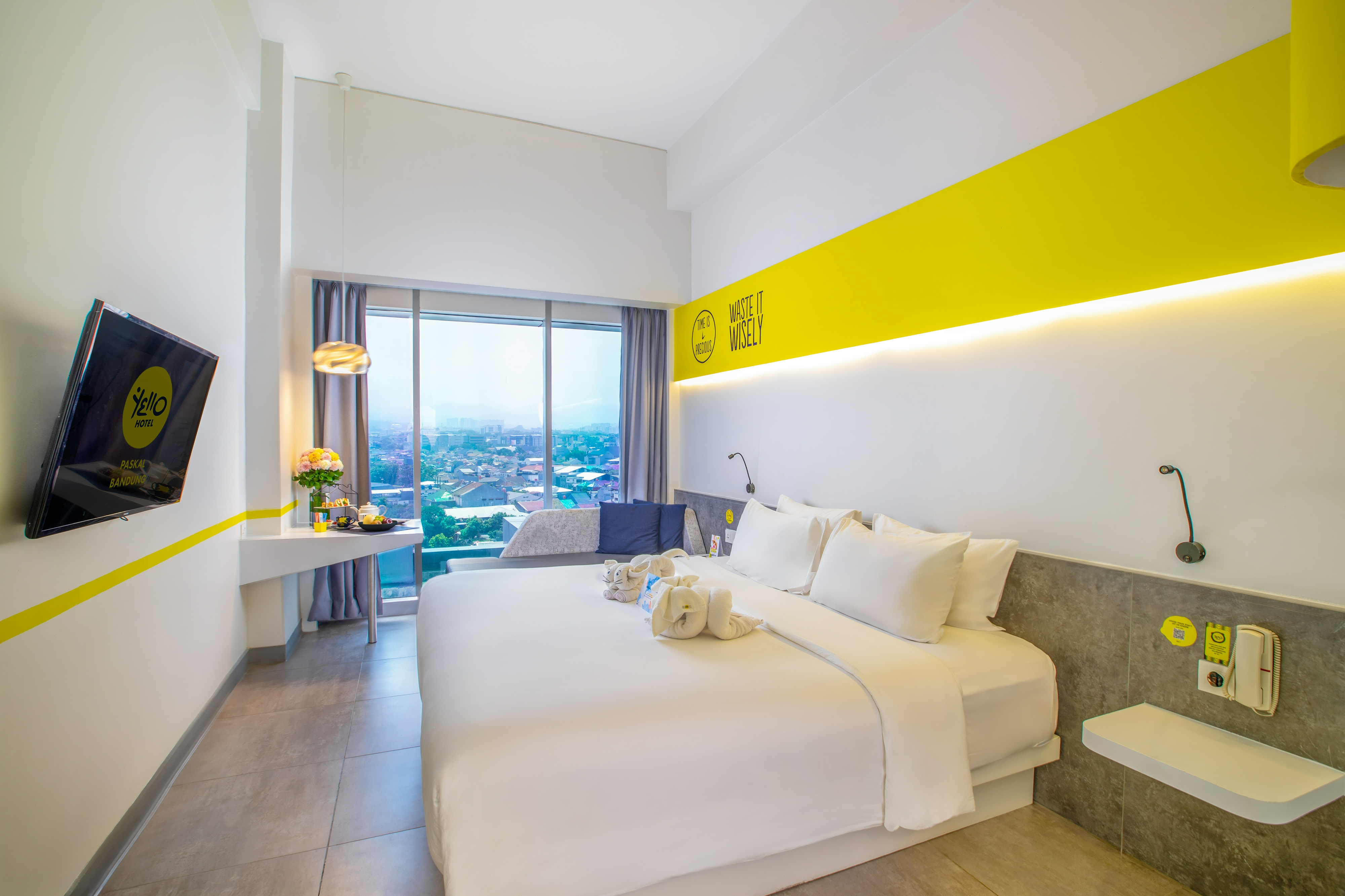 Bedroom 3, YELLO Hotel Paskal Bandung, Bandung