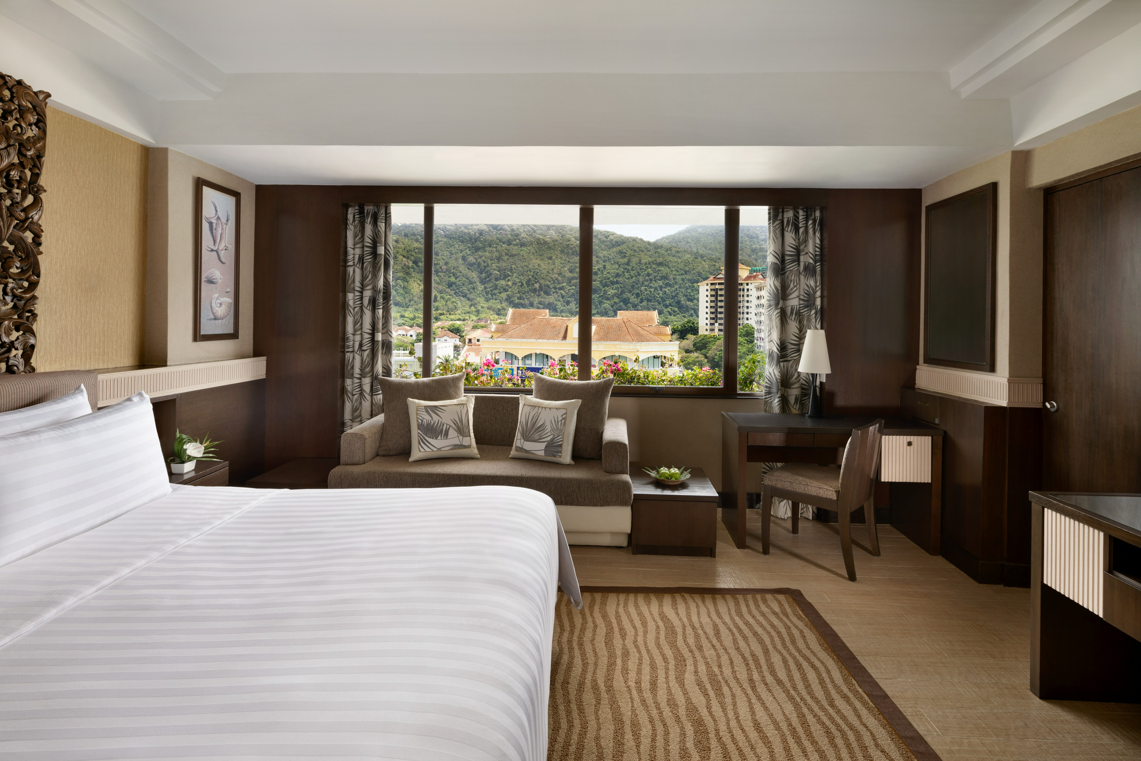 Bedroom 3, Shangri-La Golden Sands Penang, Pulau Penang