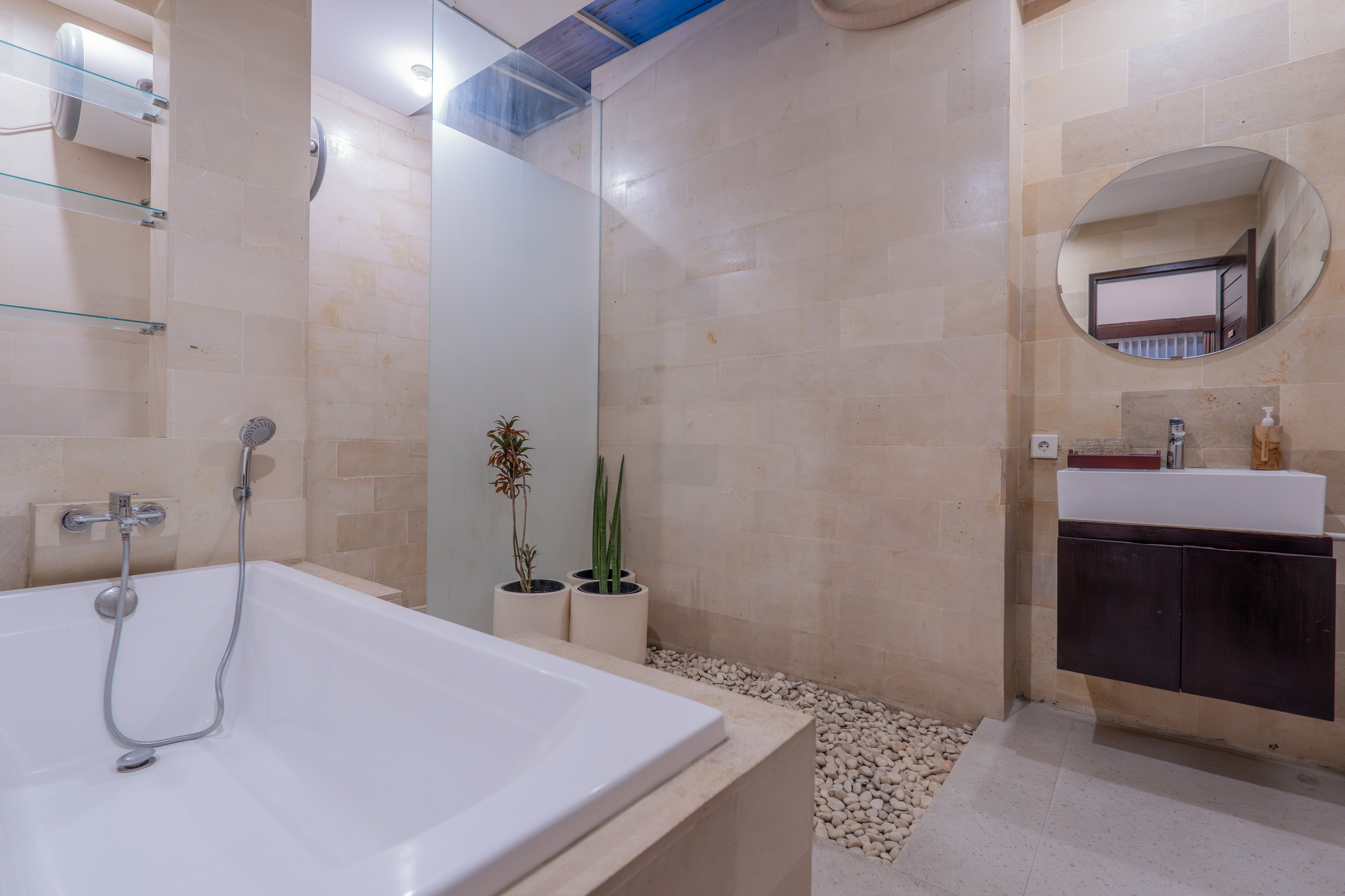 Bathroom 5, Sakya Villa Seminyak by Bali Cabin, Badung