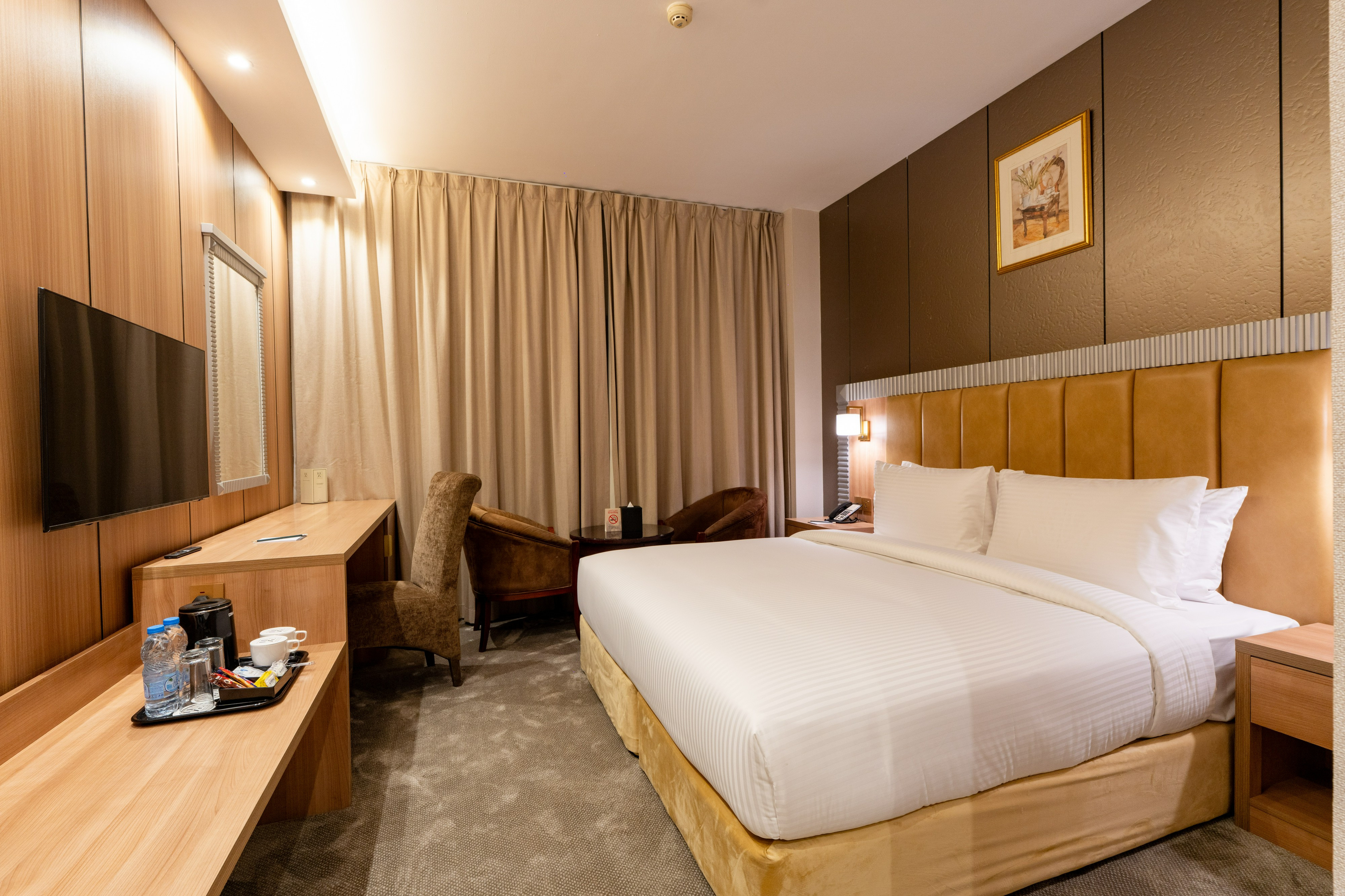 Bedroom 4, Luxe Grand Hotel, Dubai