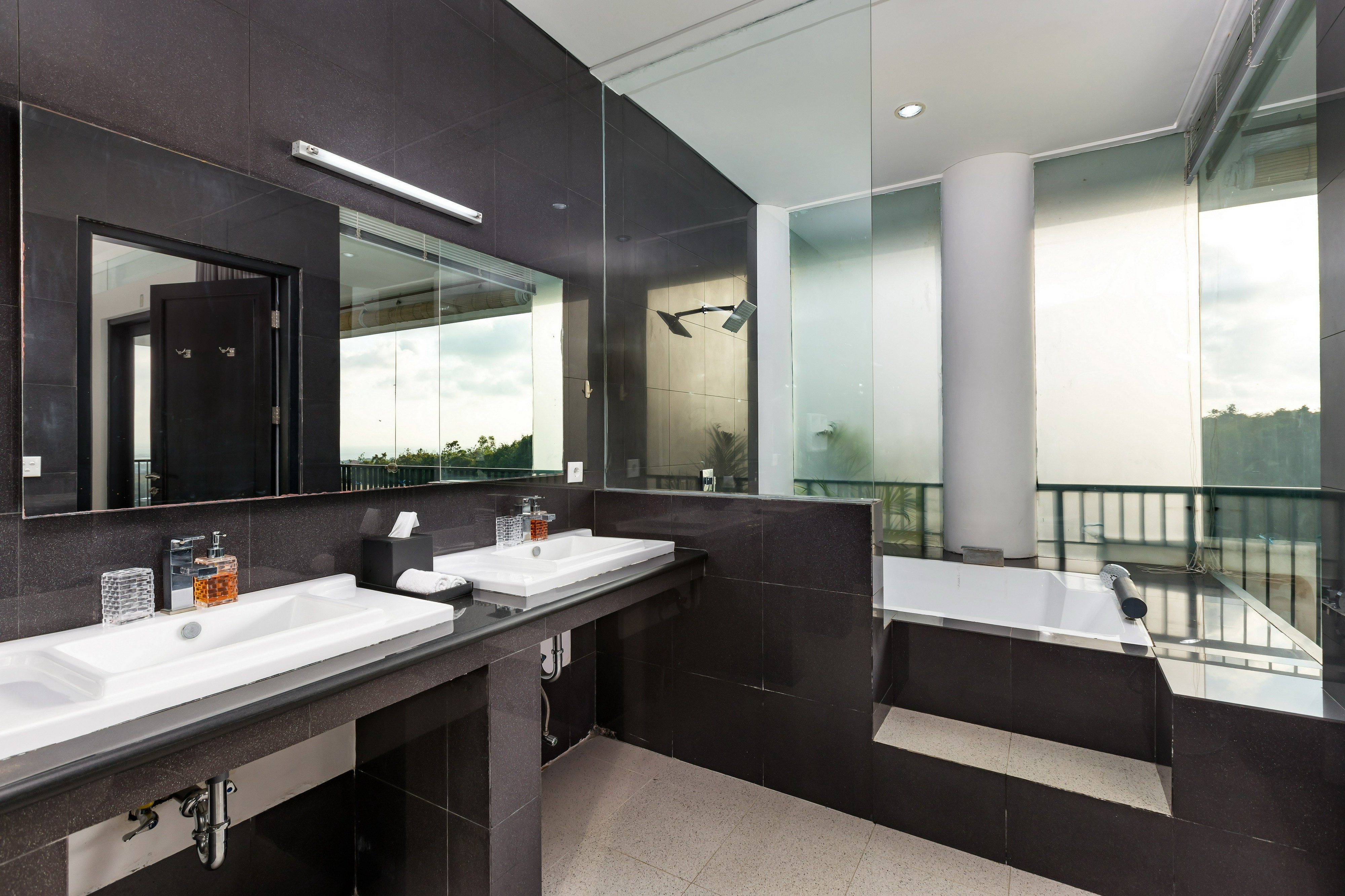 Bathroom 5, Villa Ocean's Height, Badung