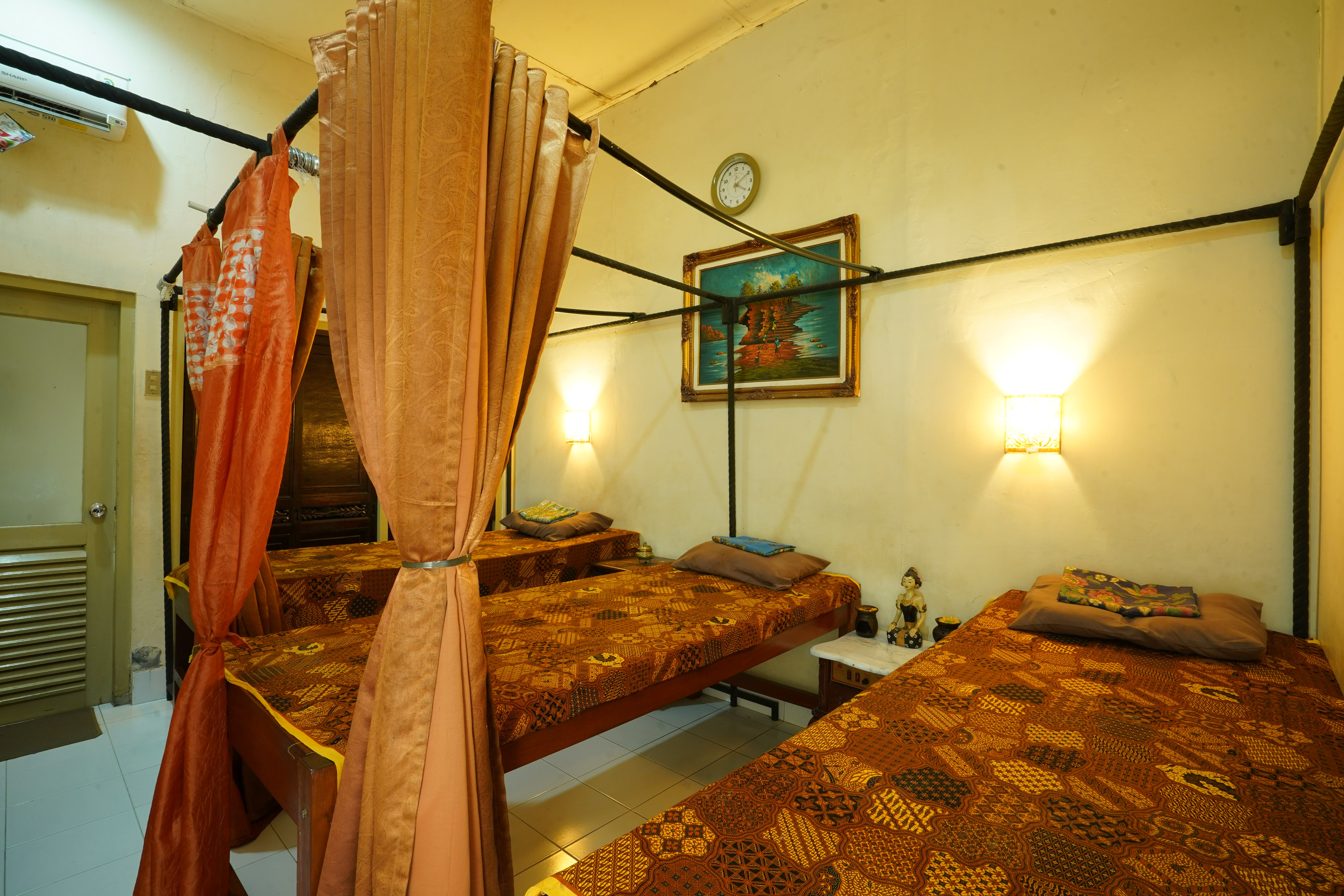 Bedroom 4, Hotel Grand Rosela, Yogyakarta