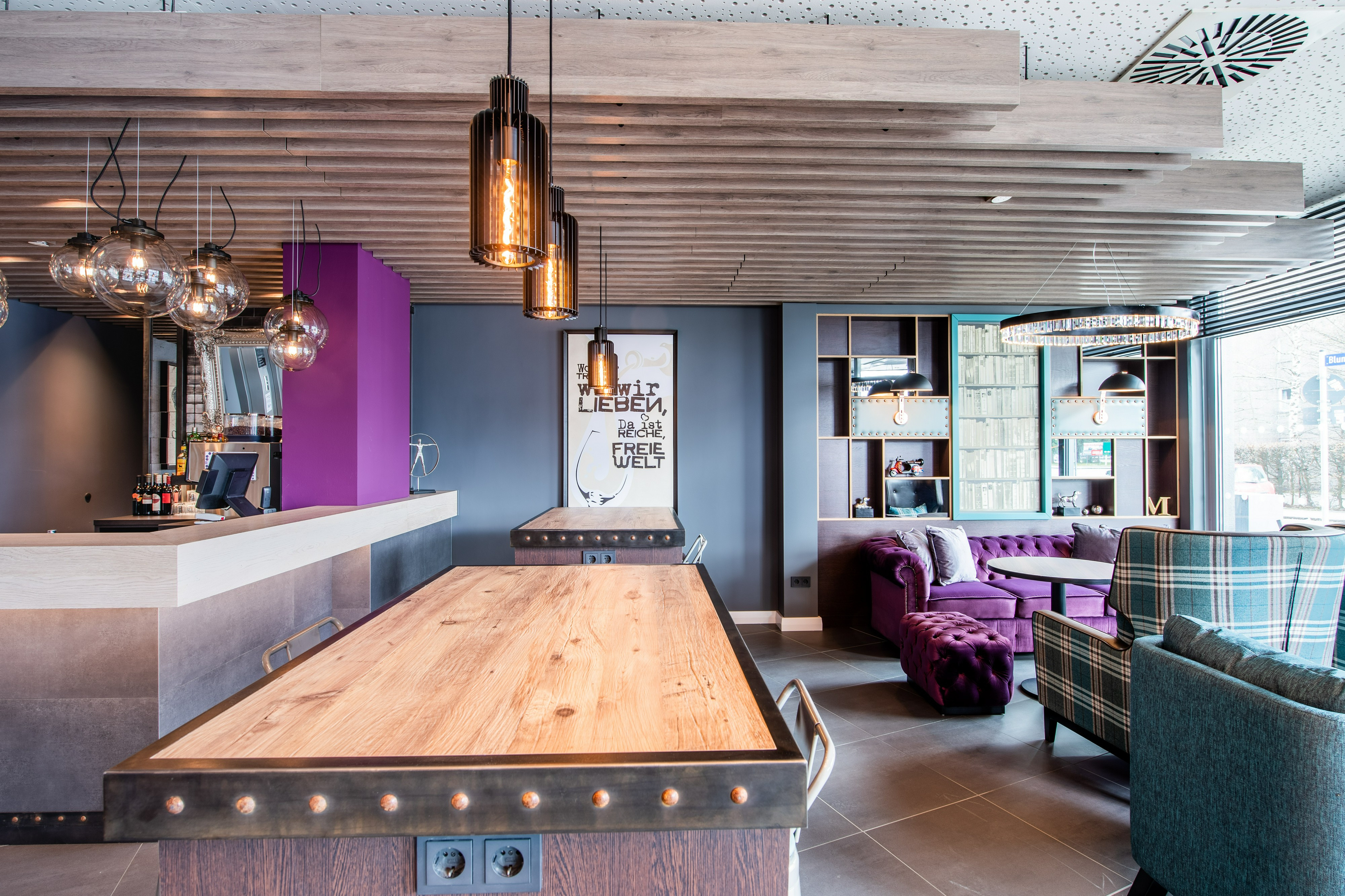 Public Area 4, Premier Inn München Messe, München